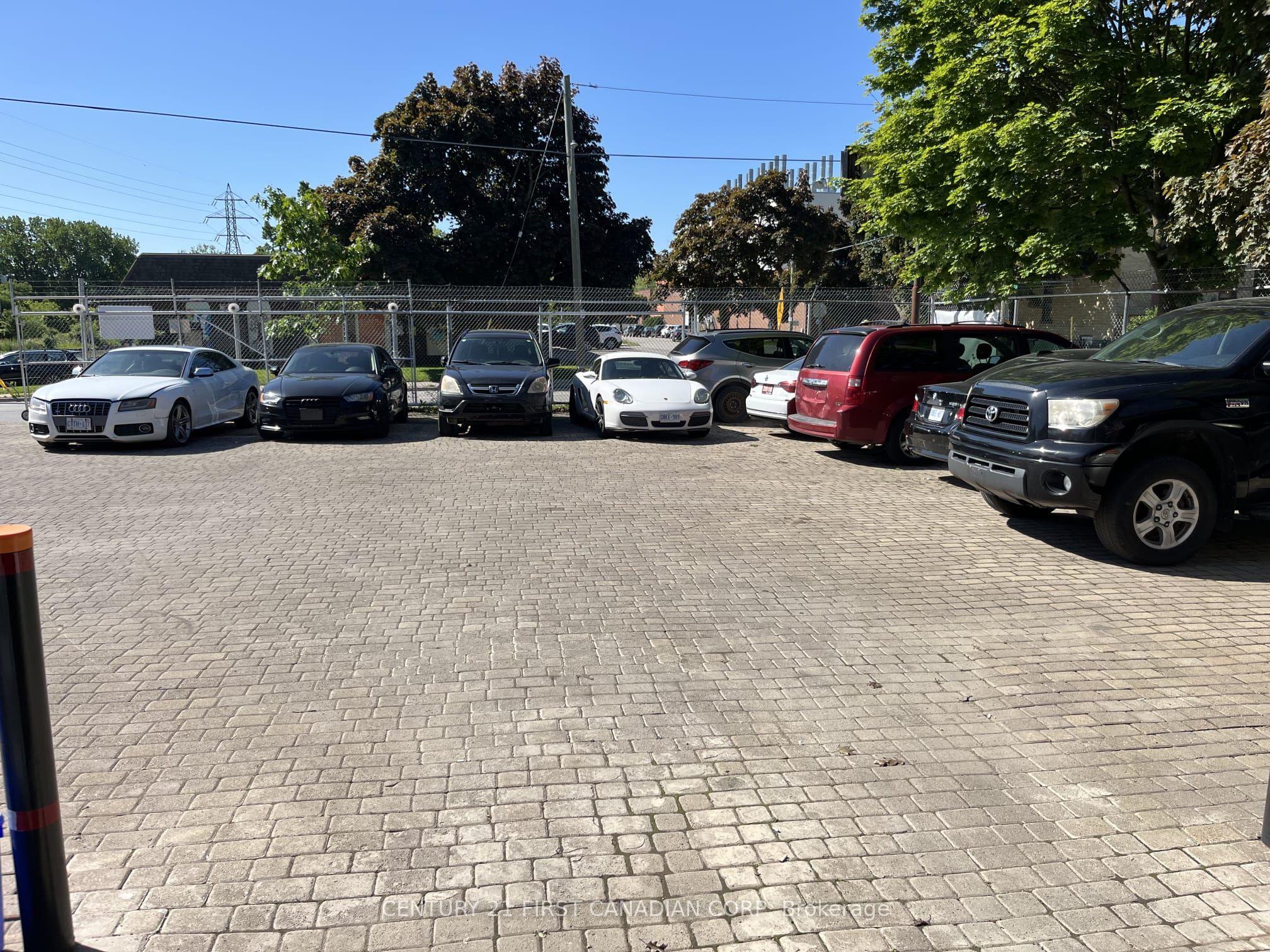 52 Maitland Street — photo 1