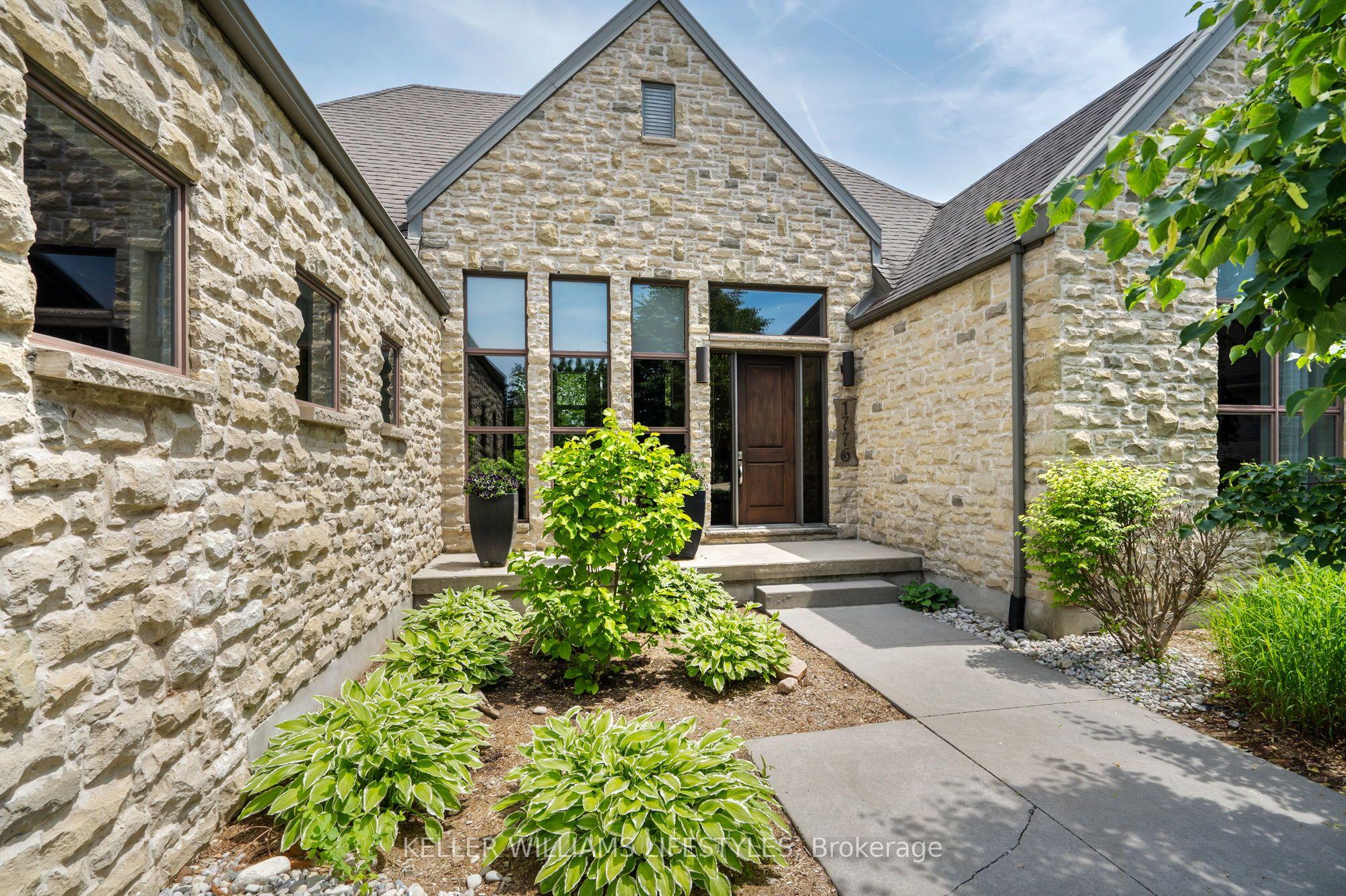 649 Valleystream Walk — photo 1