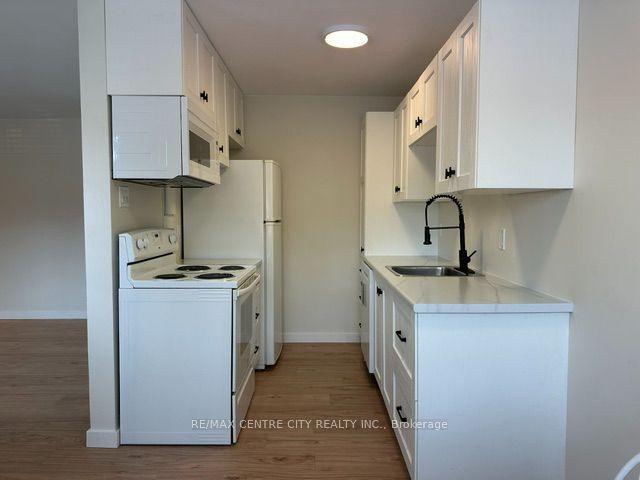1172 Hamilton Road, Unit 208 — photo 1