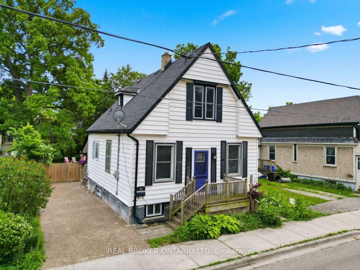 18 Mount Pleasant Avenue — photo 1