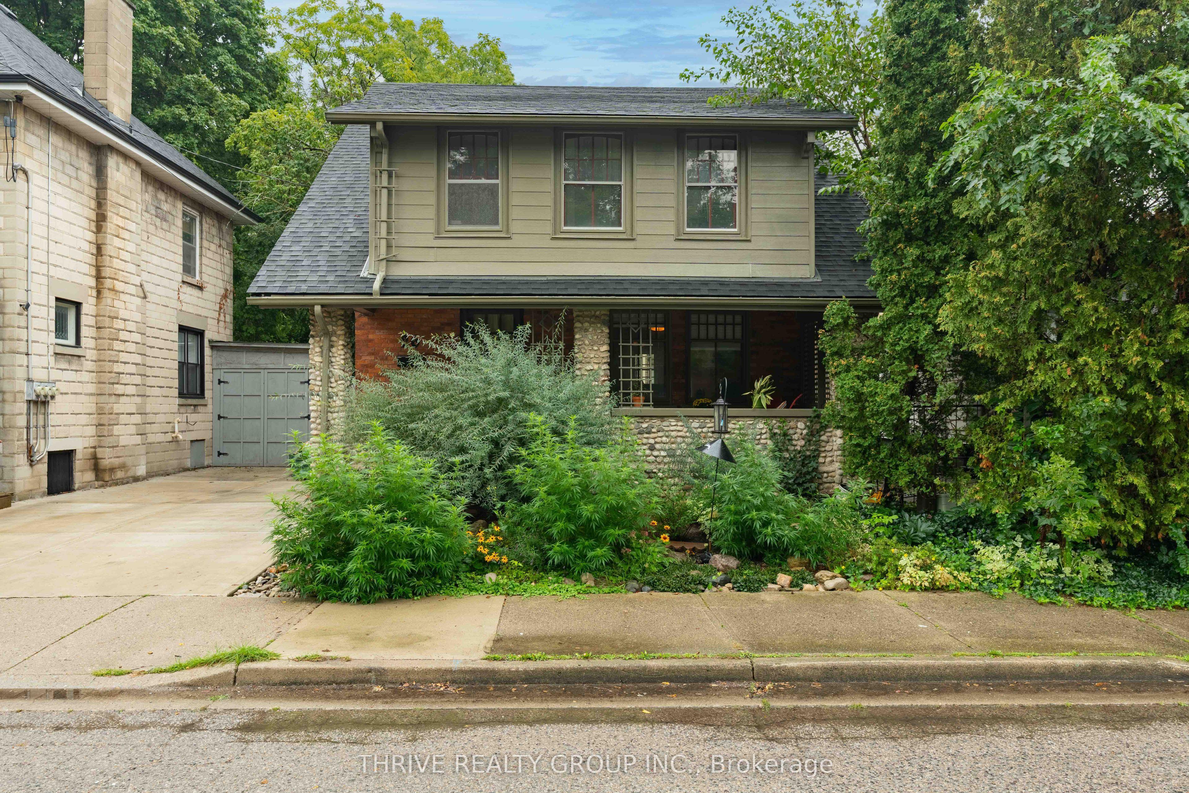 26 Cynthia Street — photo 1