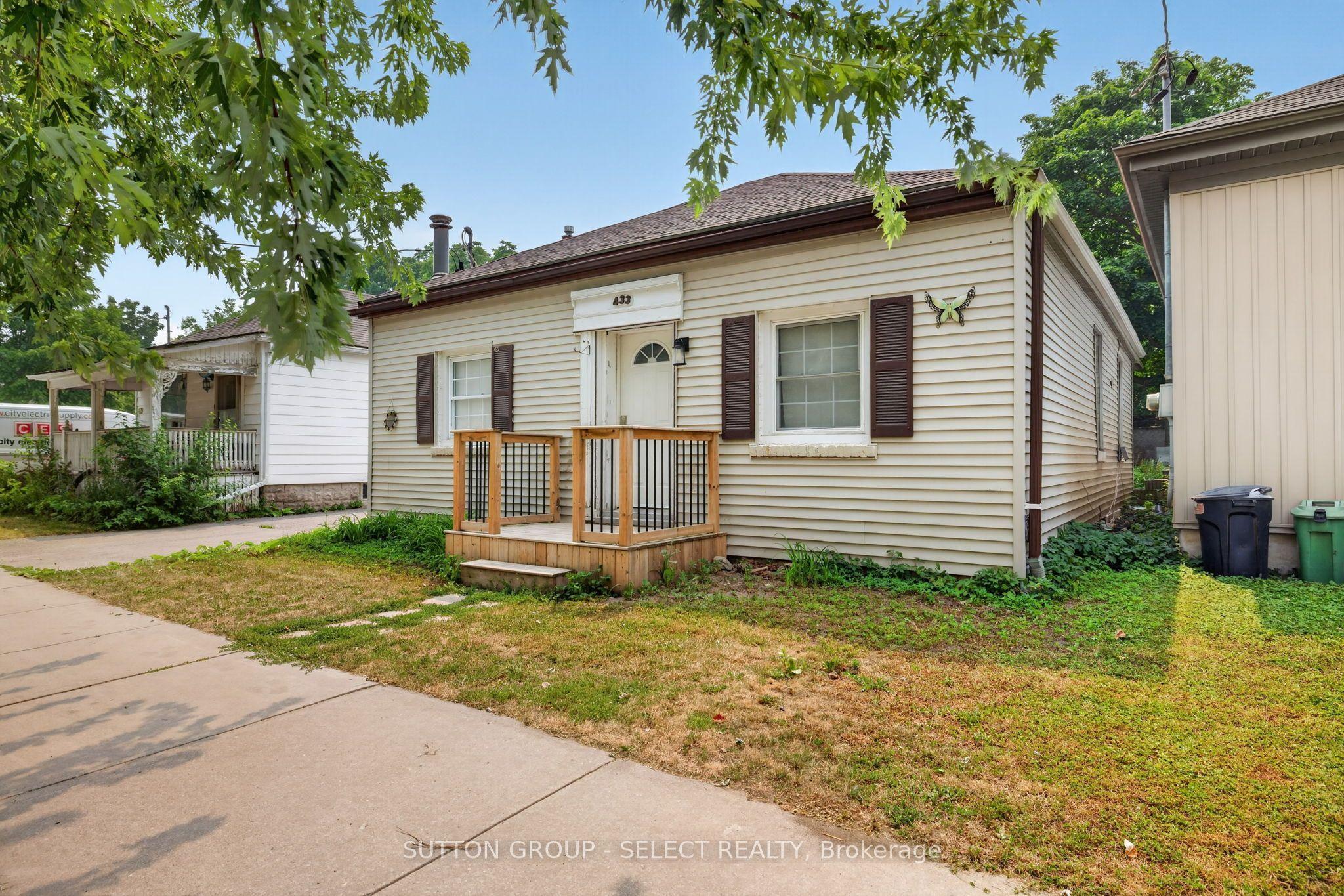 433 South Street — photo 1