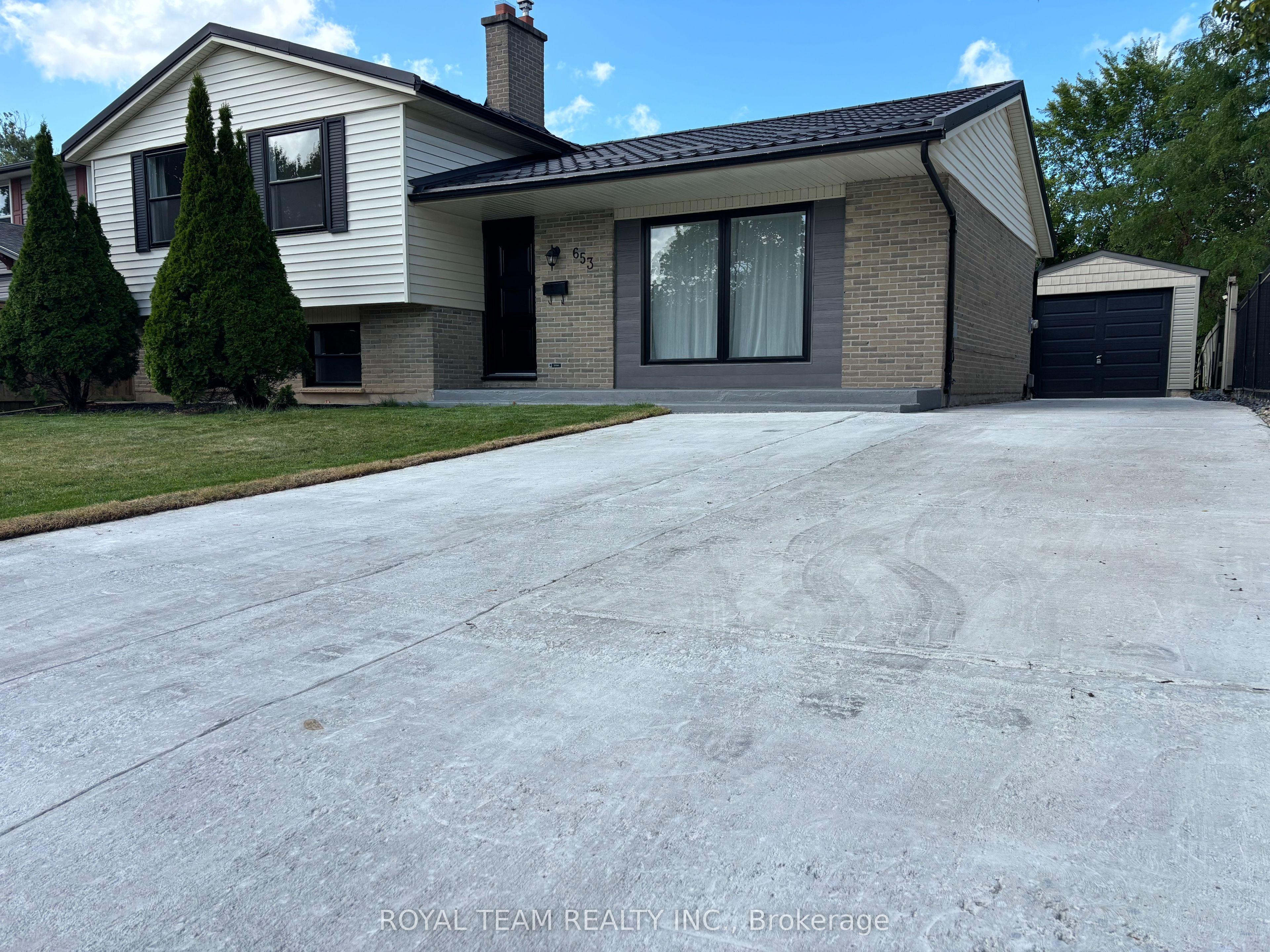 653 Steeplechase Drive — photo 1