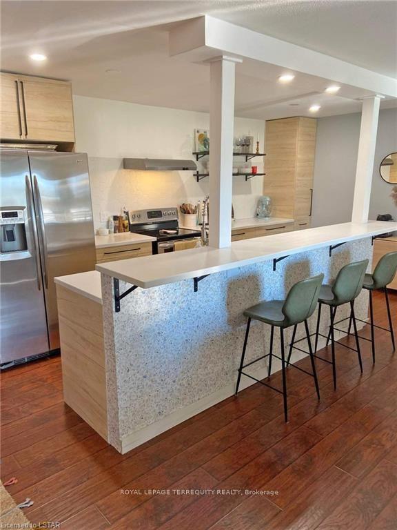 2230 Trafalgar Street, Unit 325 — photo 1