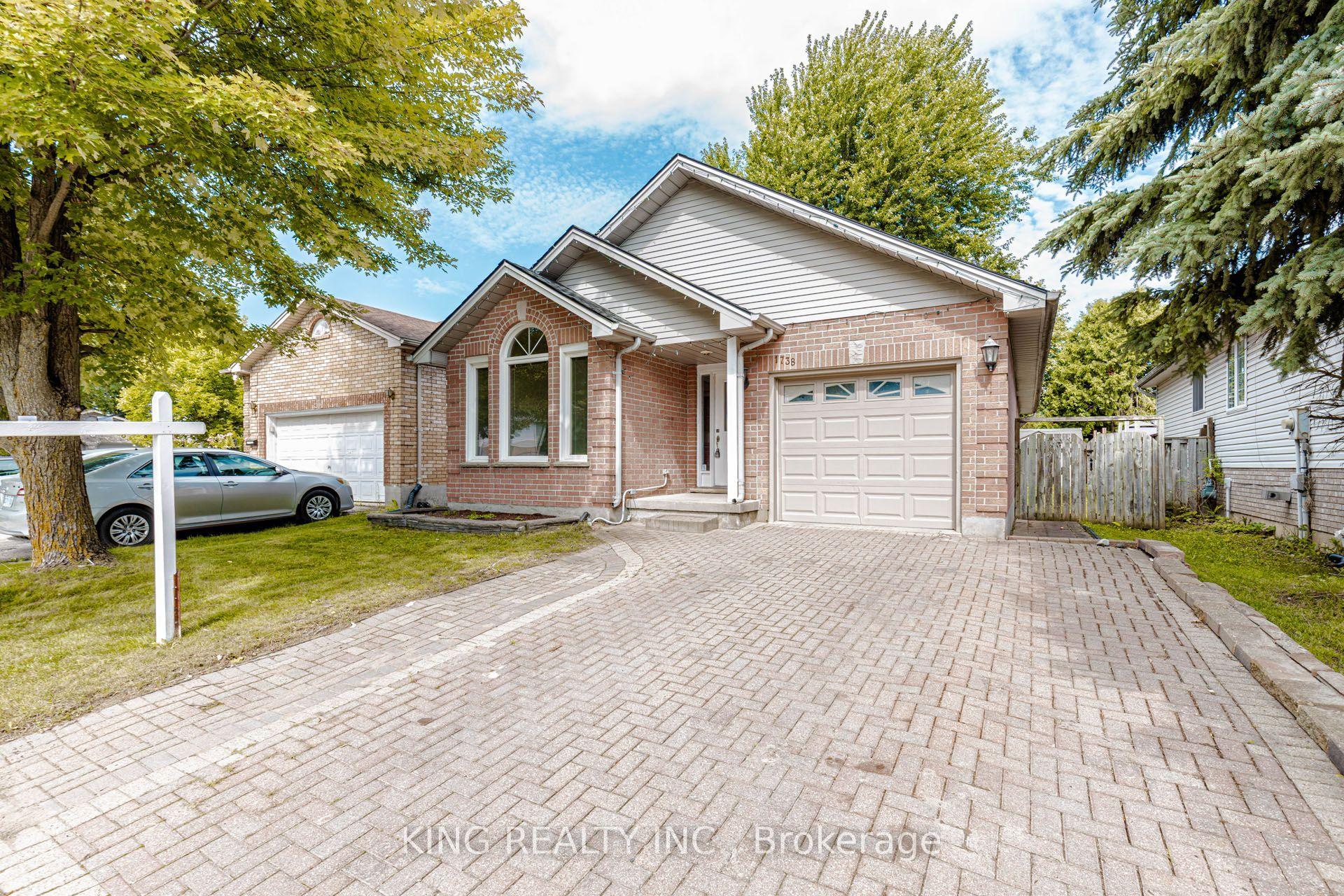 1738 MARCONI Boulevard — photo 1