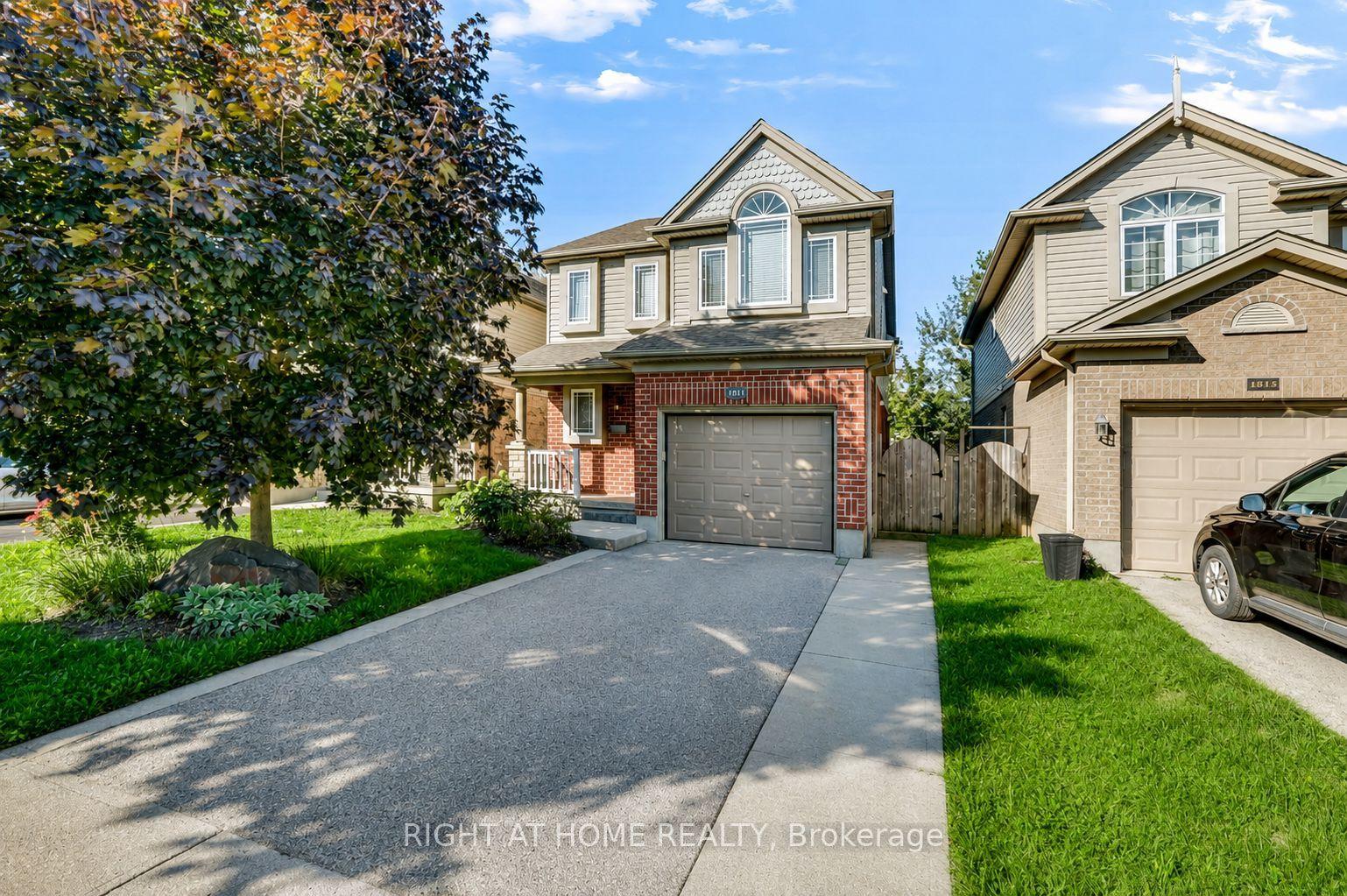 1811 Rollingacres Drive — photo 1