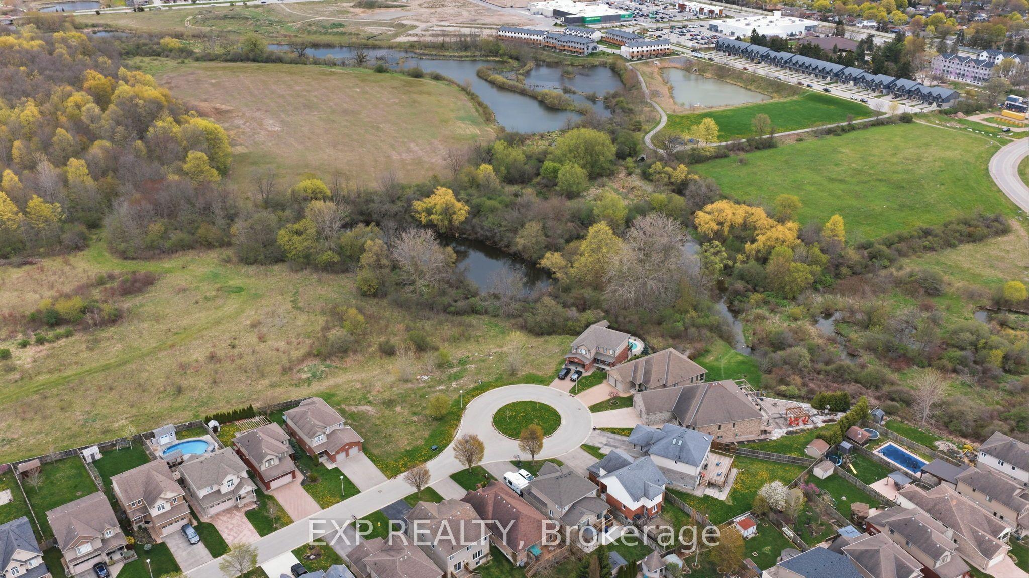 1604 Vandusen Court — photo 1