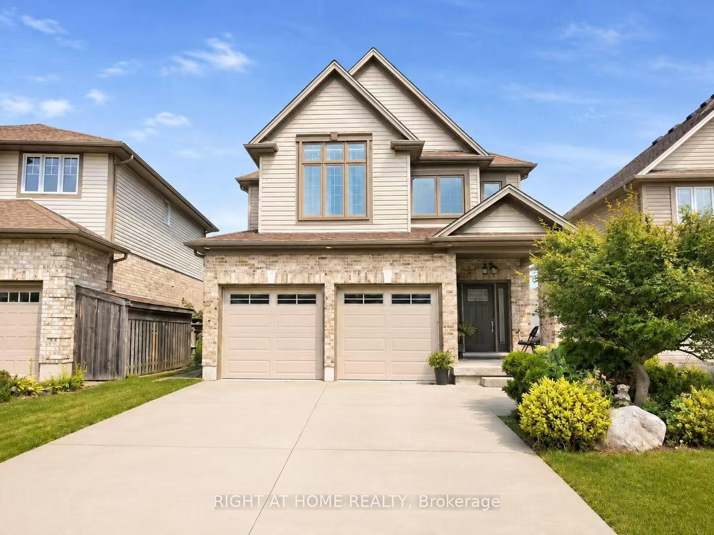 882 Kettleridge Street — photo 1