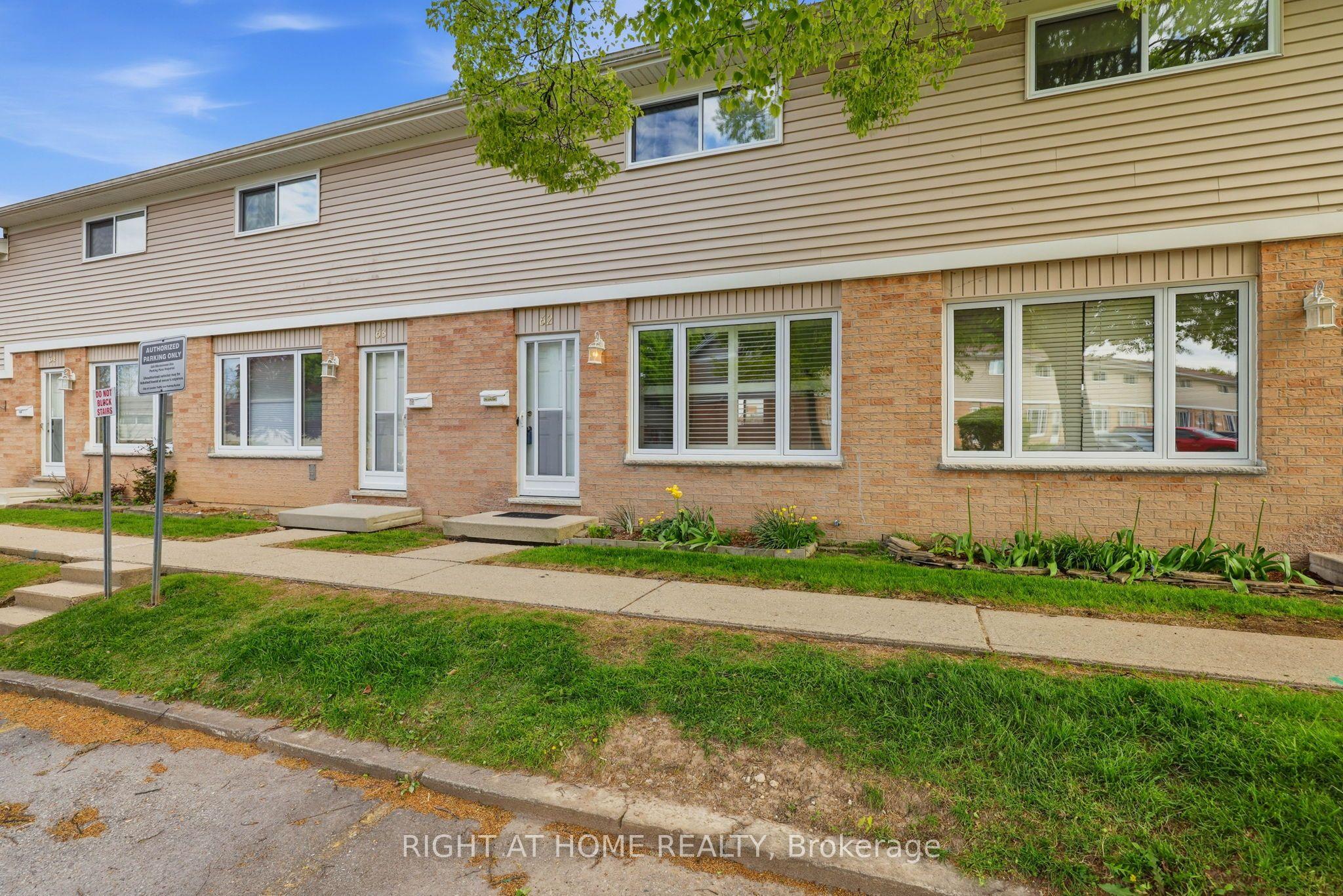320 Westminster Avenue, Unit 62 — photo 1
