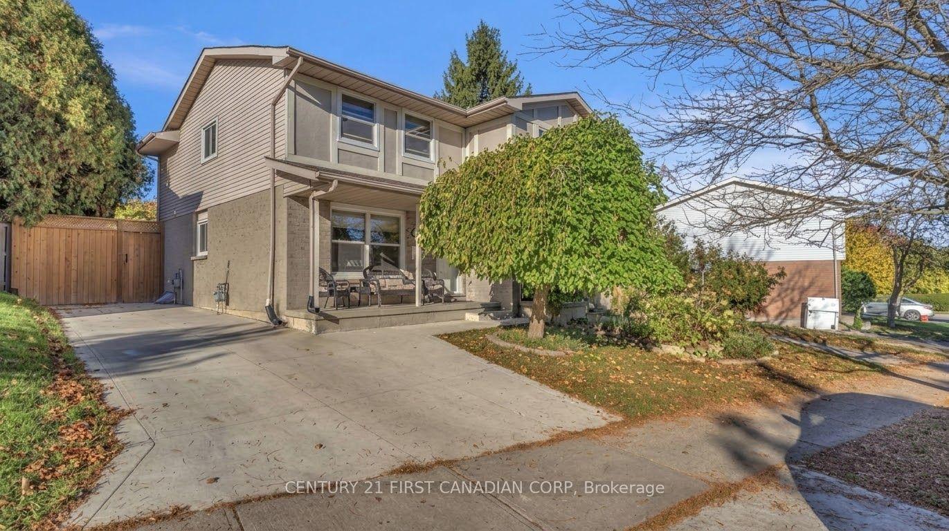 11 Chiddington Gate — photo 1