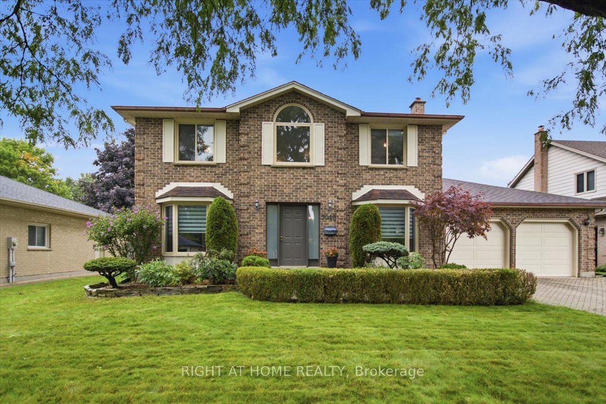 7046 Diane Crescent — photo 1