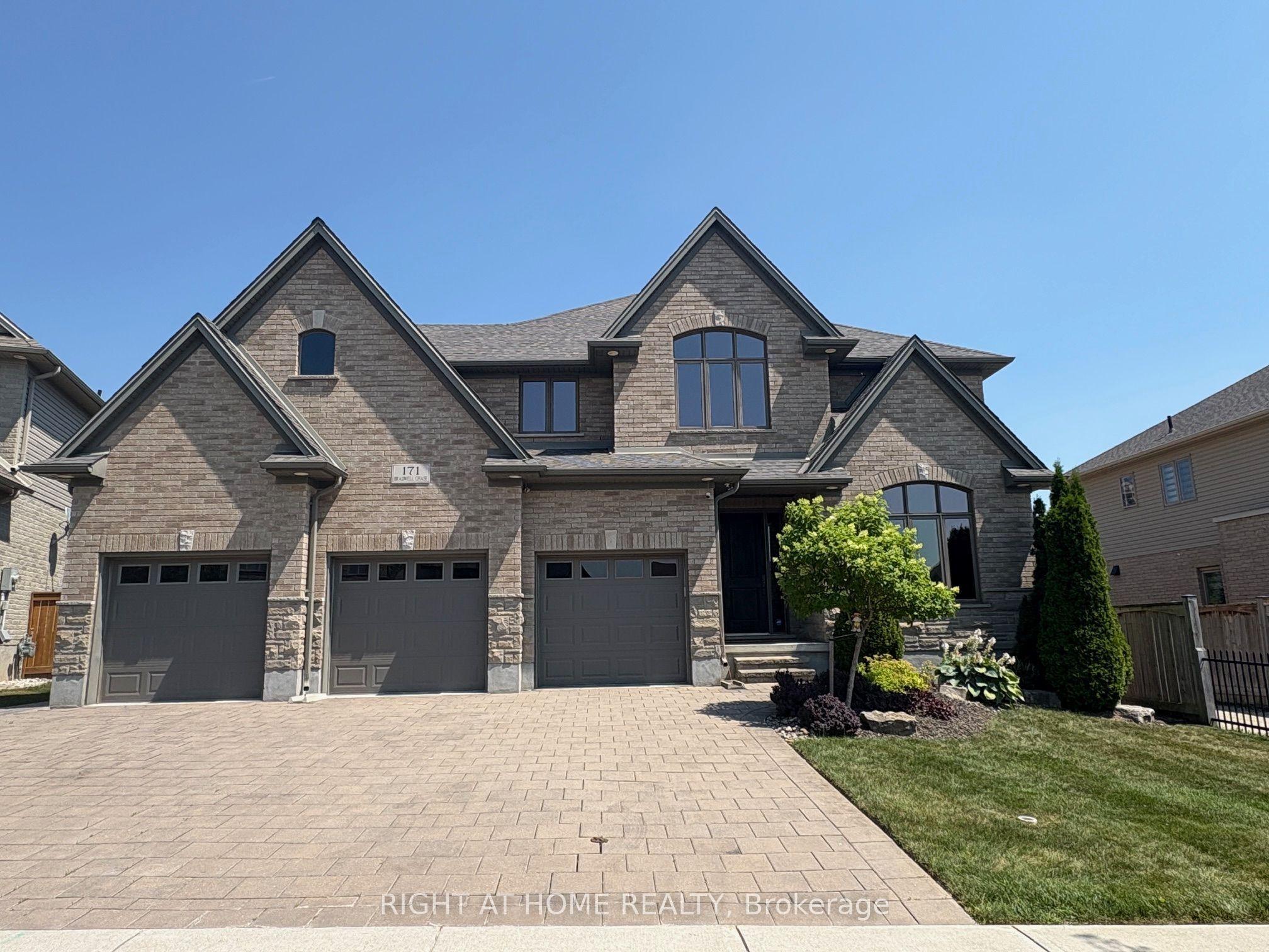 171 Bradwell Chase — photo 1