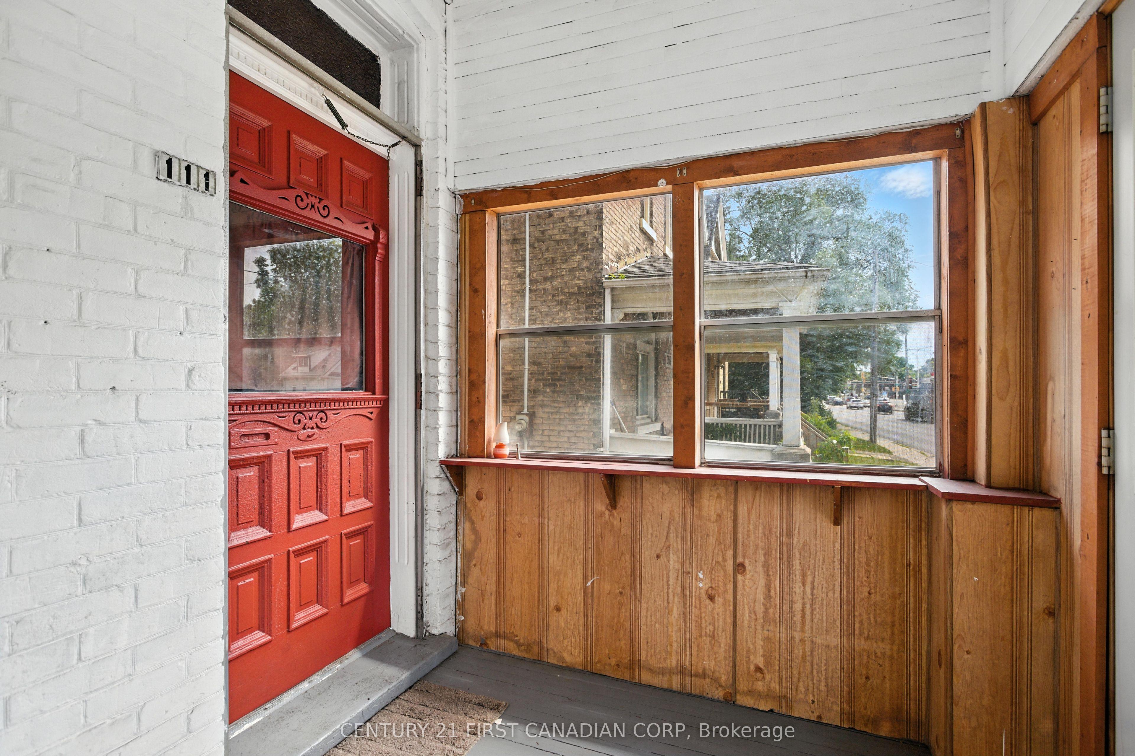 111 Wharncliffe Road — photo 1