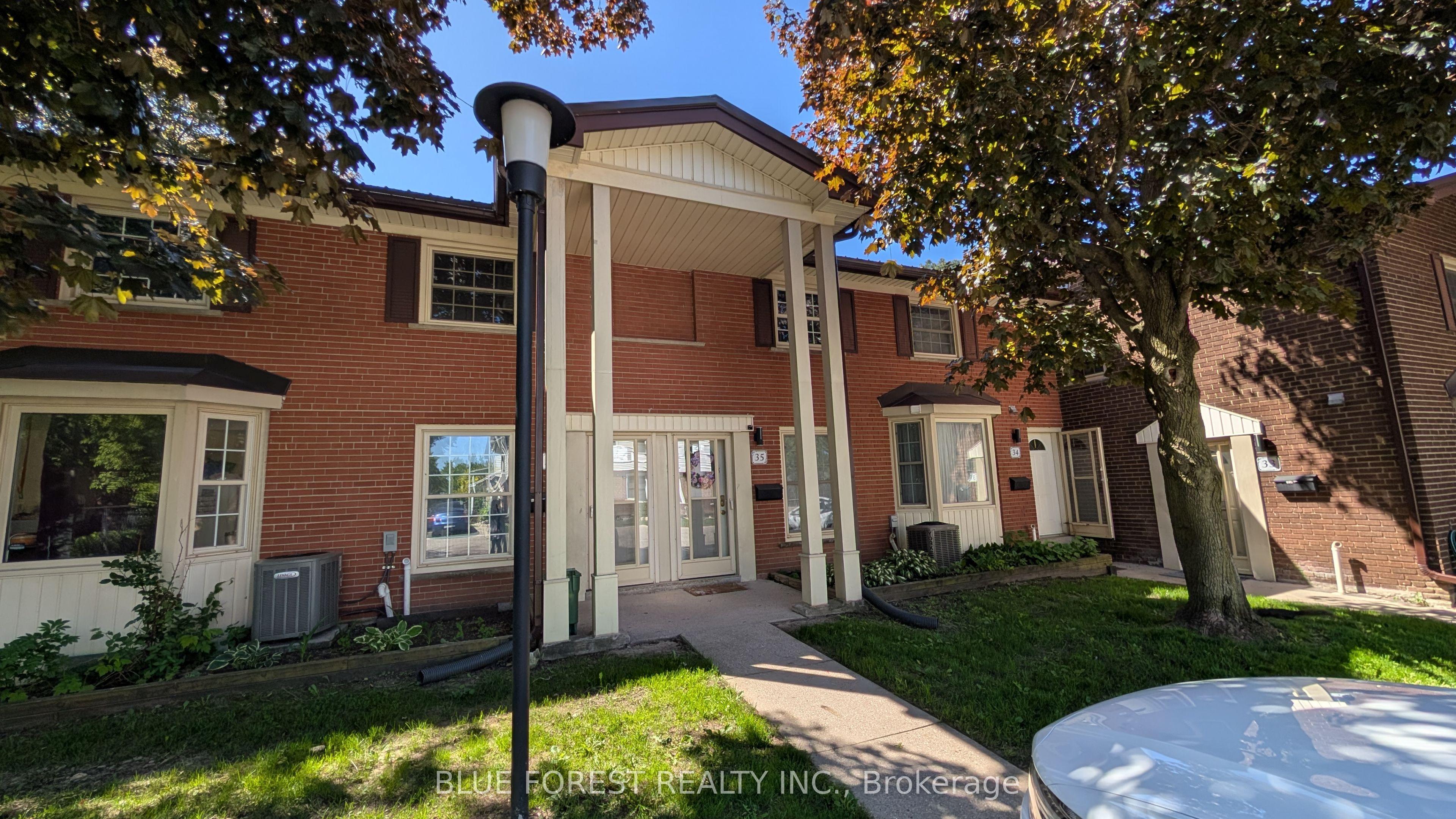 36 Arbour Glen Crescent — photo 1