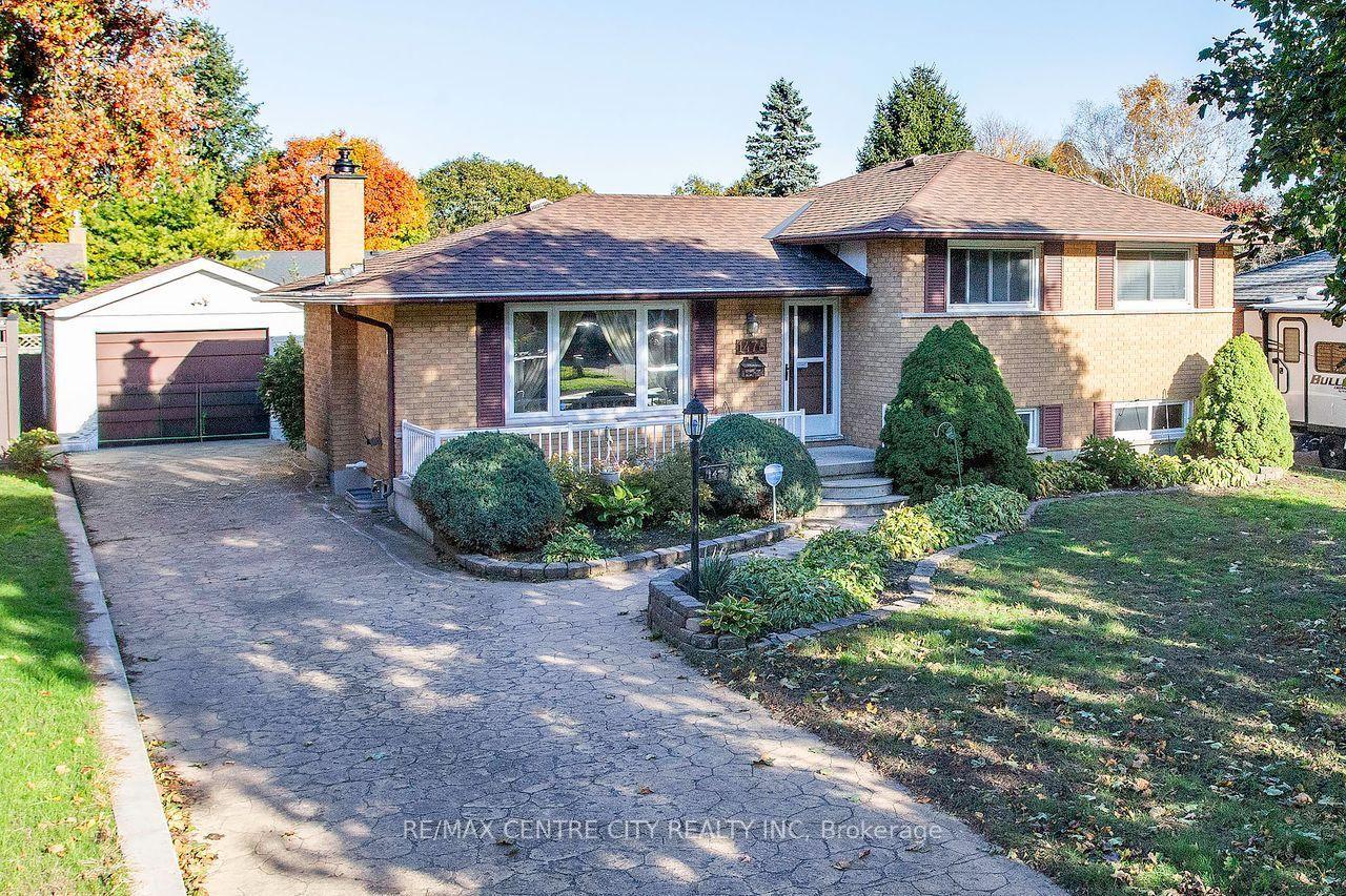 1478 Glengarry Avenue — photo 1