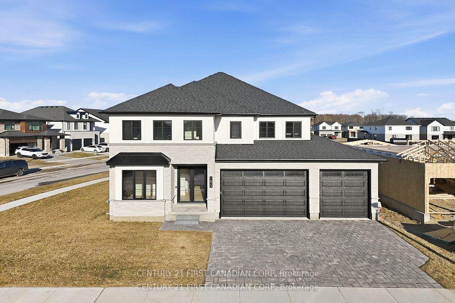 1673 Medway Park Drive — photo 1