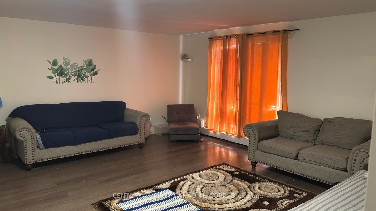 573 Mornington Avenue, Unit 210 — photo 1