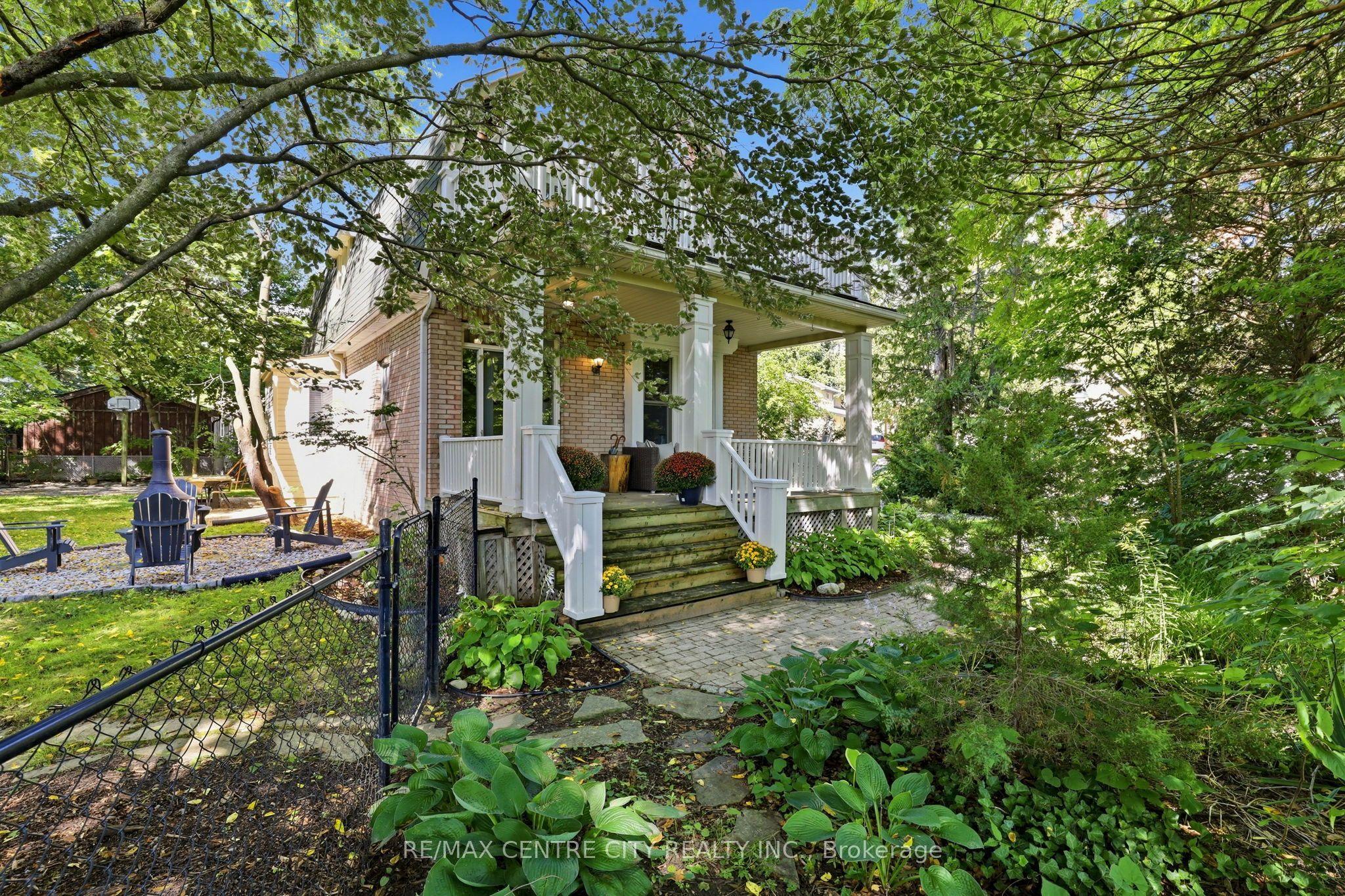 102 Walnut Street — photo 1