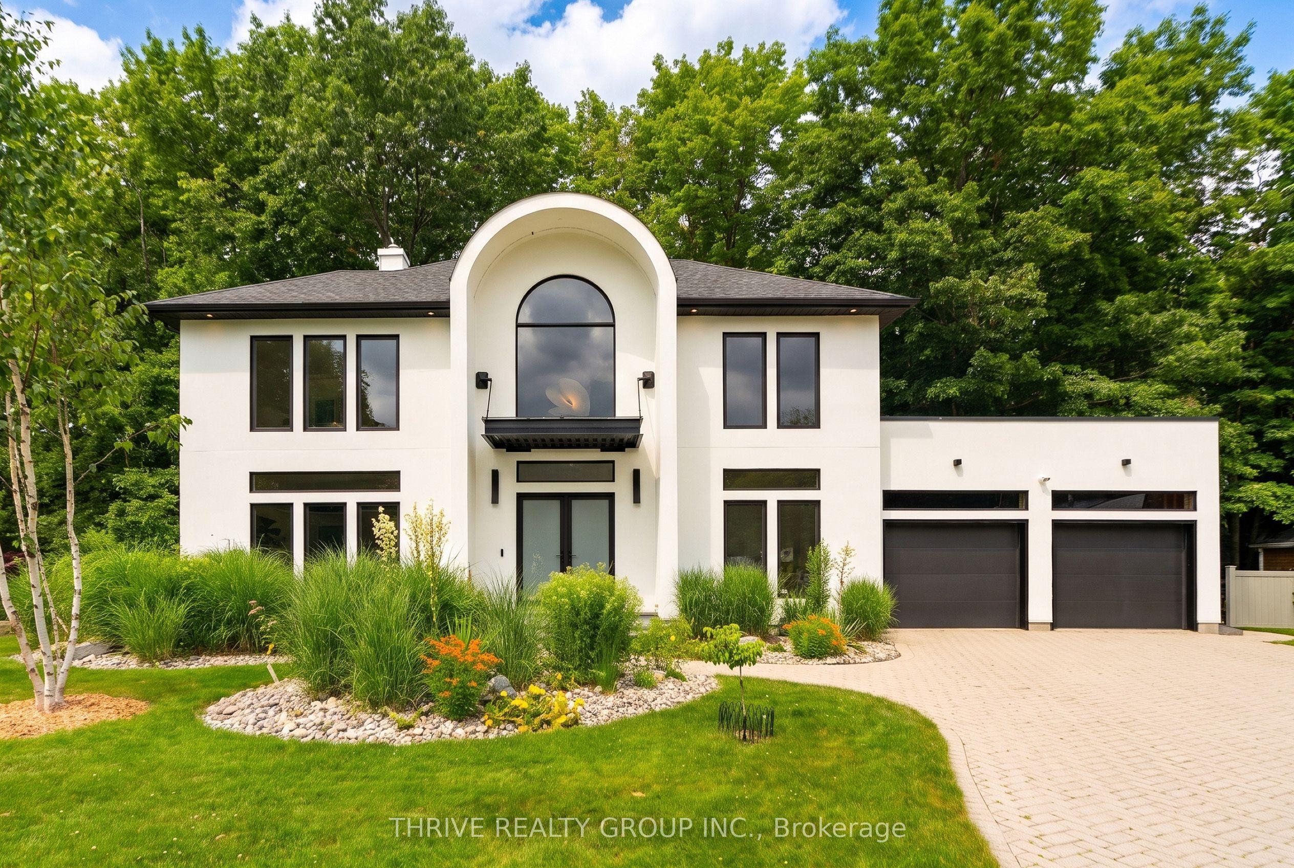 52 Birchmount Walk — photo 1