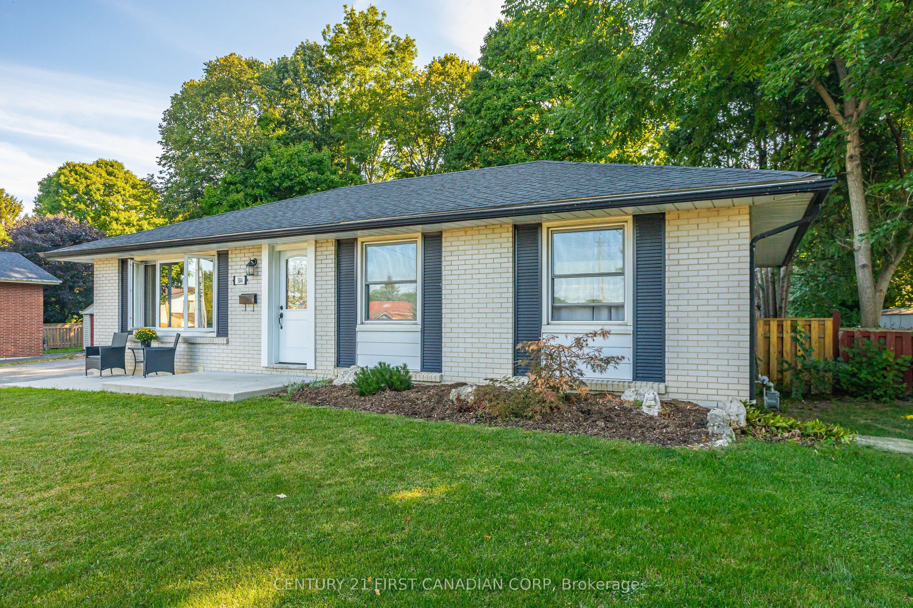 384 Briarhill Avenue — photo 1