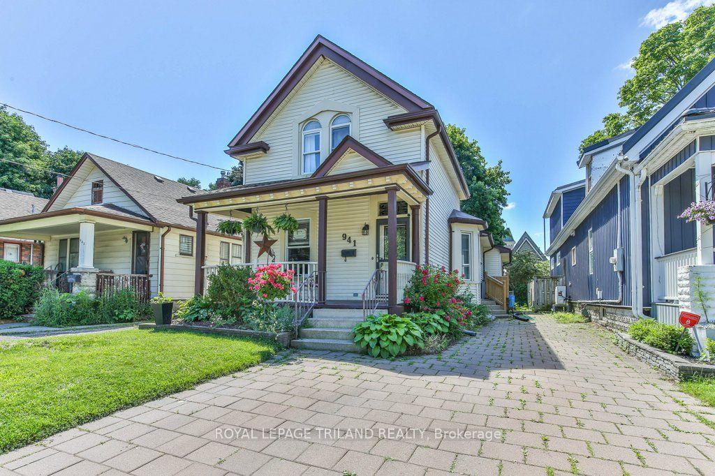 941 QUEENS Avenue — photo 1