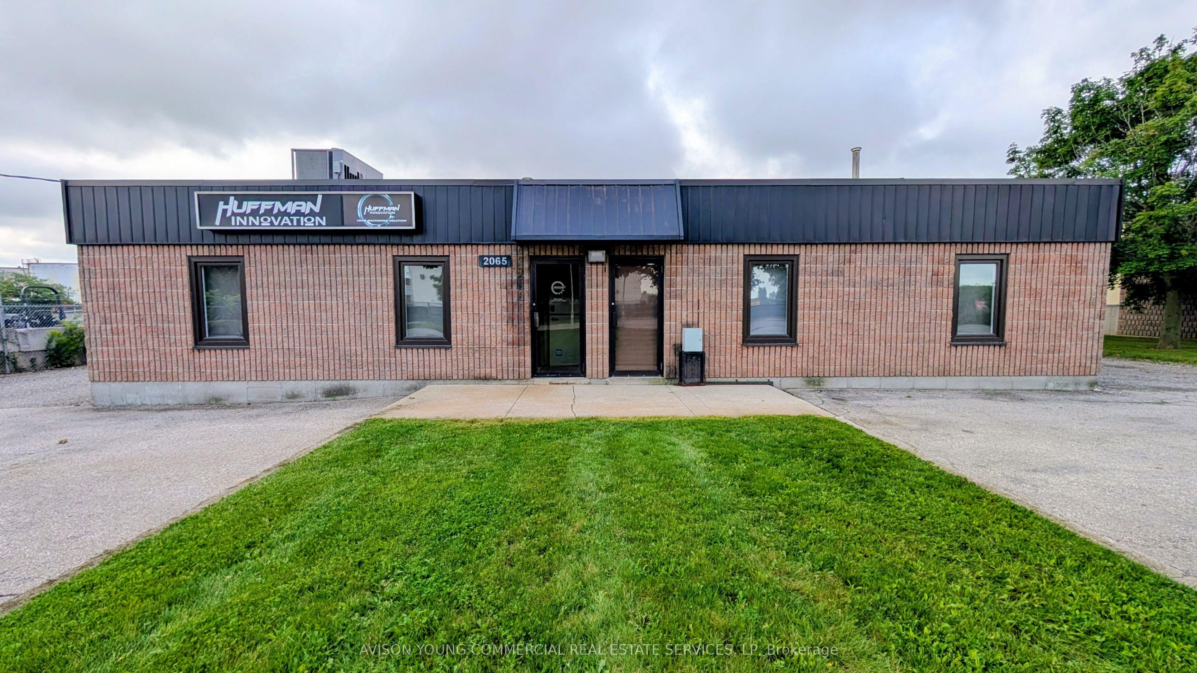 2065 Piper Lane — photo 1