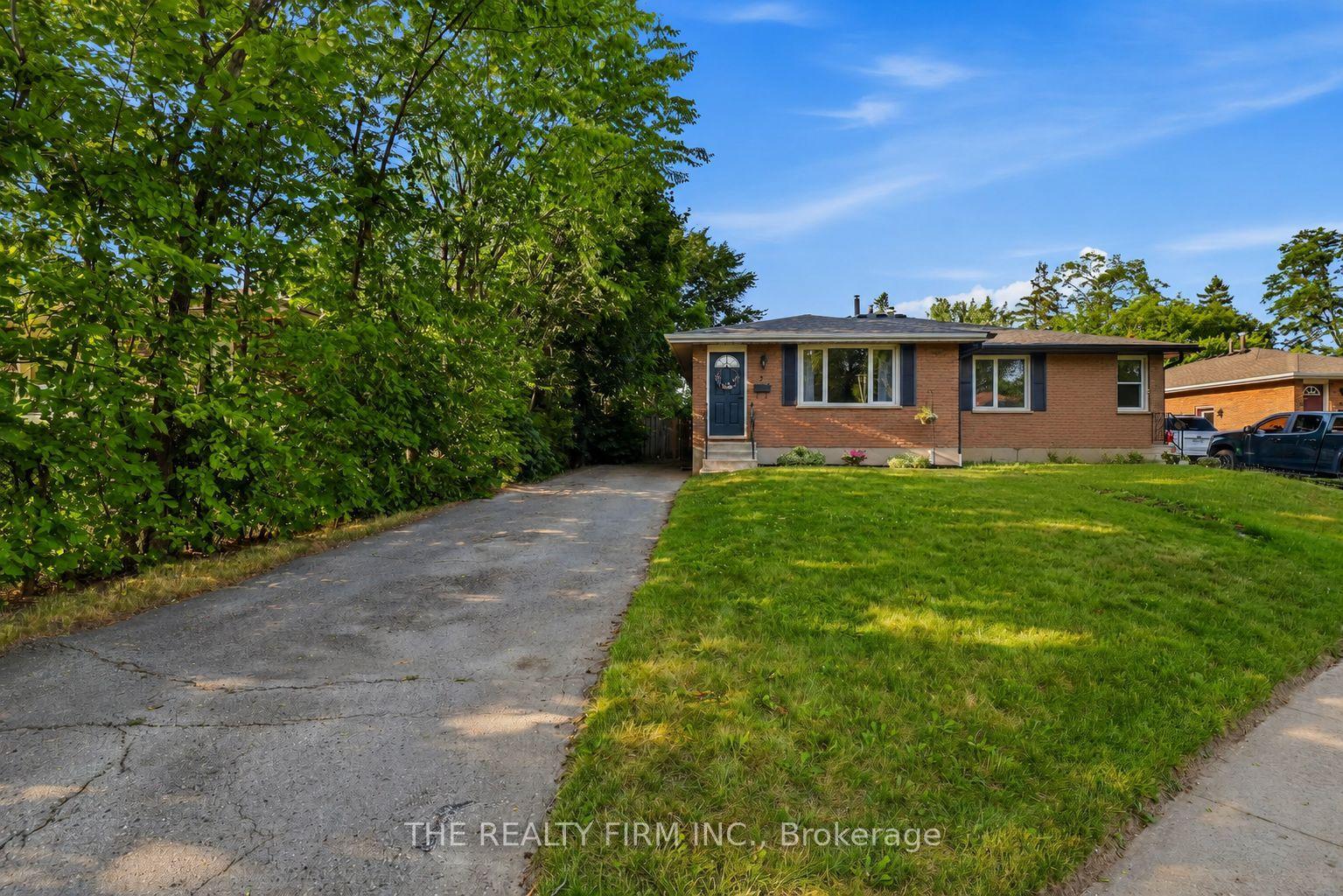 2 Noel Avenue — photo 1
