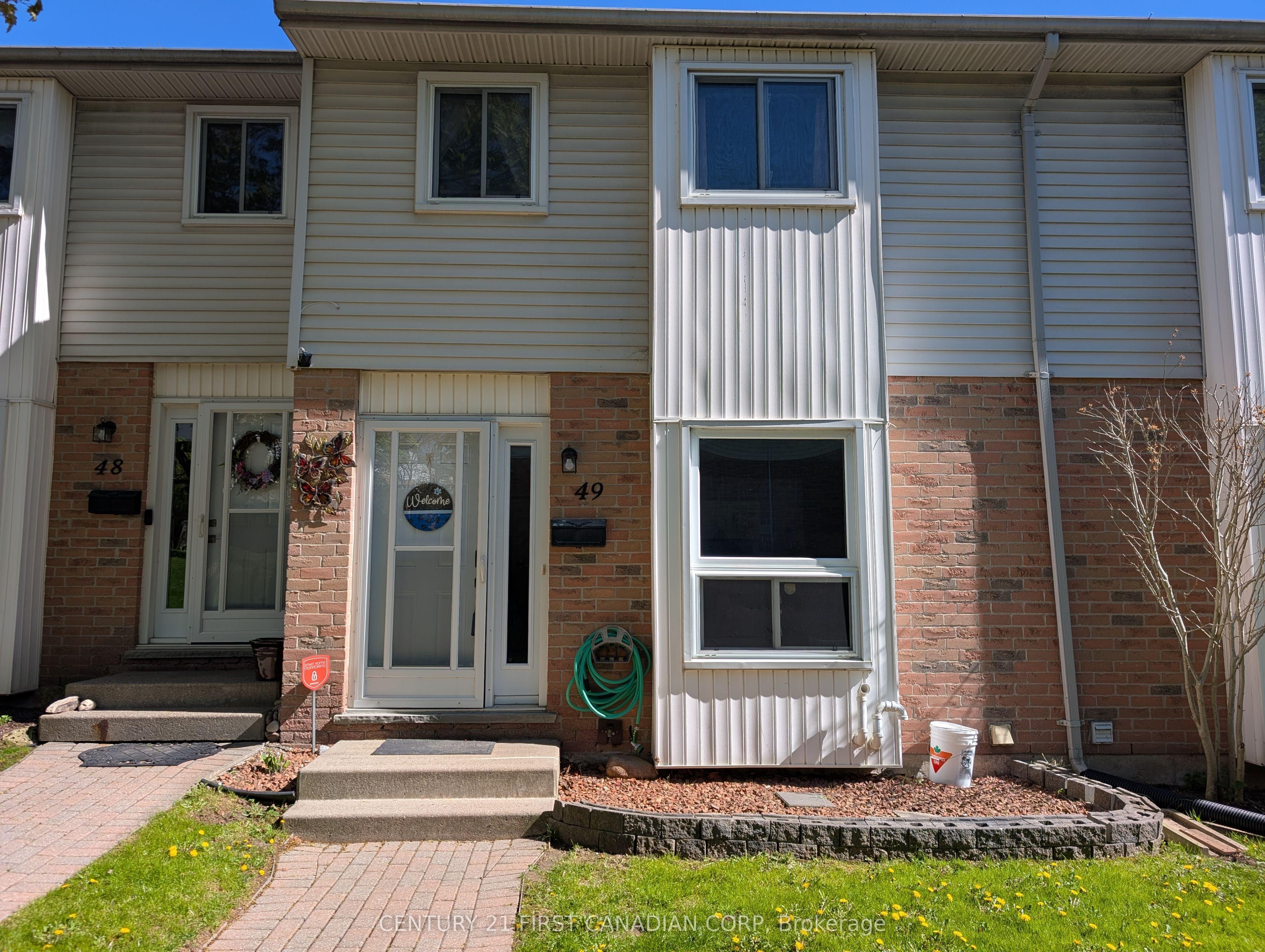 110 Deveron Crescent, Unit 49 — photo 1