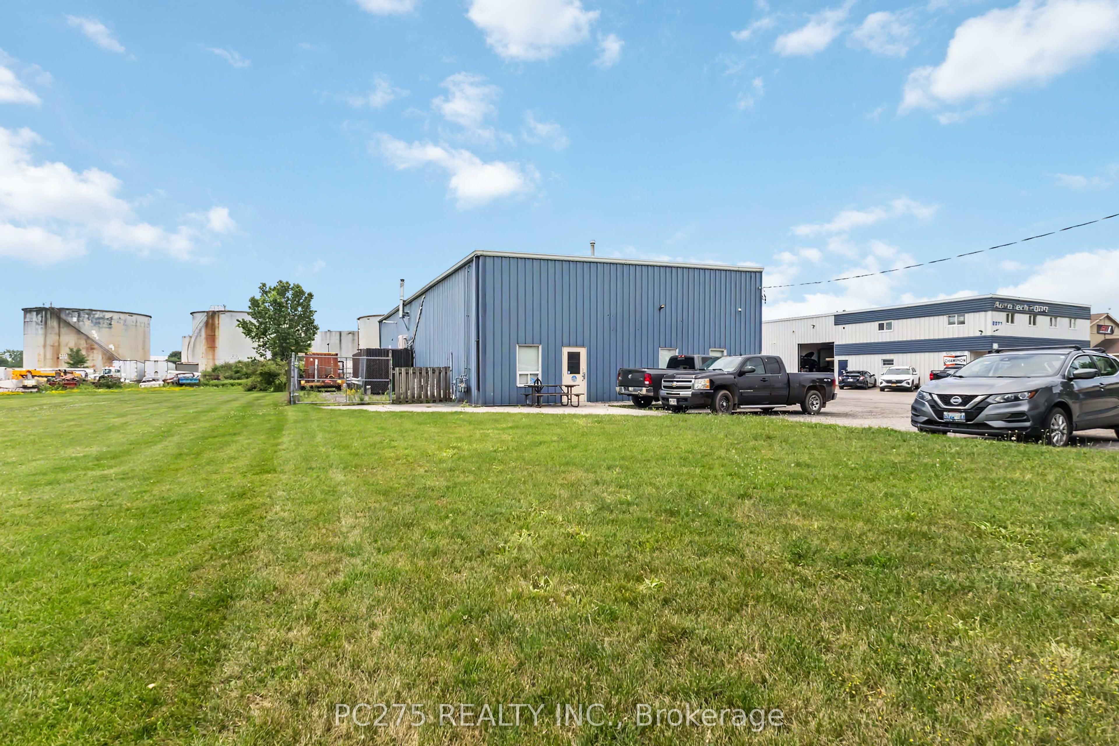 2081 Piper Lane — photo 1
