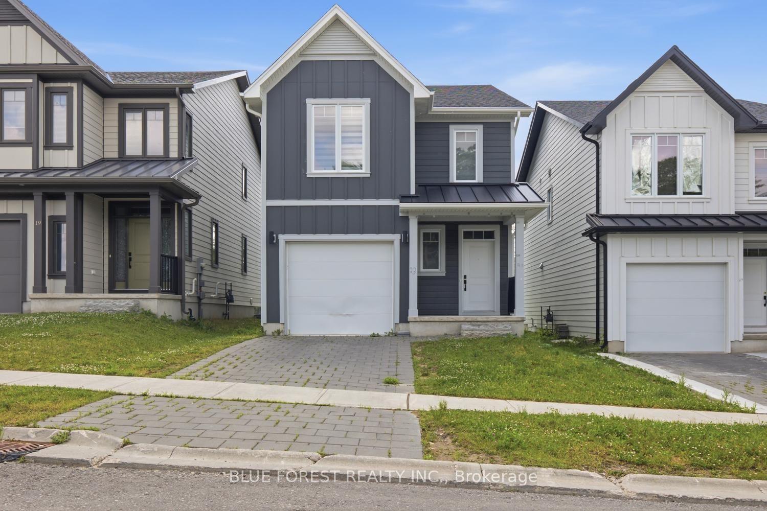 23 Christopher Court — photo 1