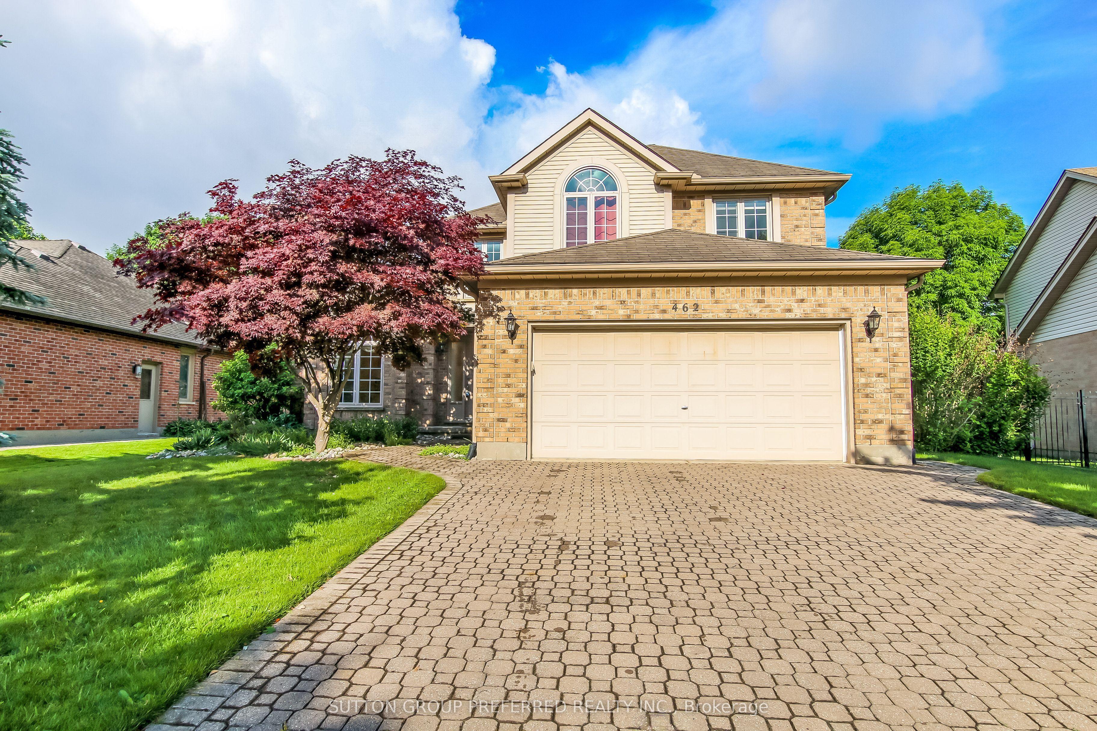 462 Ambleside Drive — photo 1