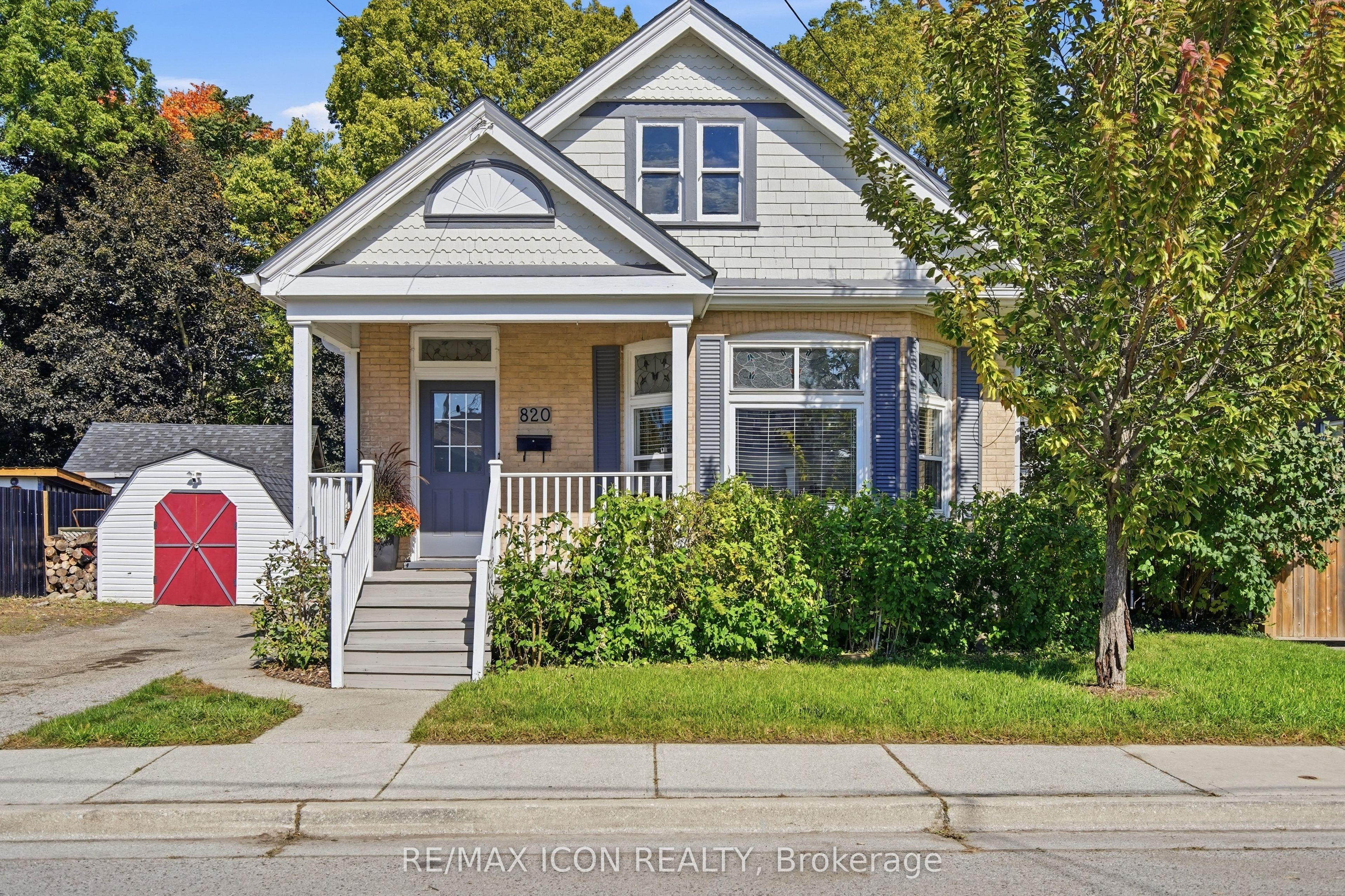 820 Stedwell Street — photo 1