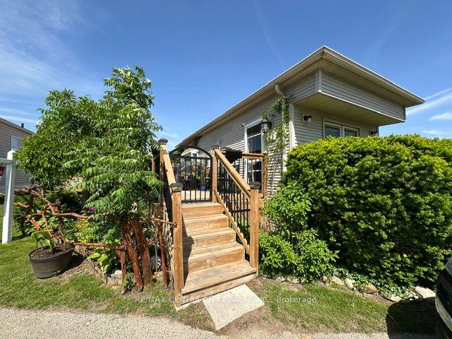 2189 Dundas Street E, Unit 41 — photo 1