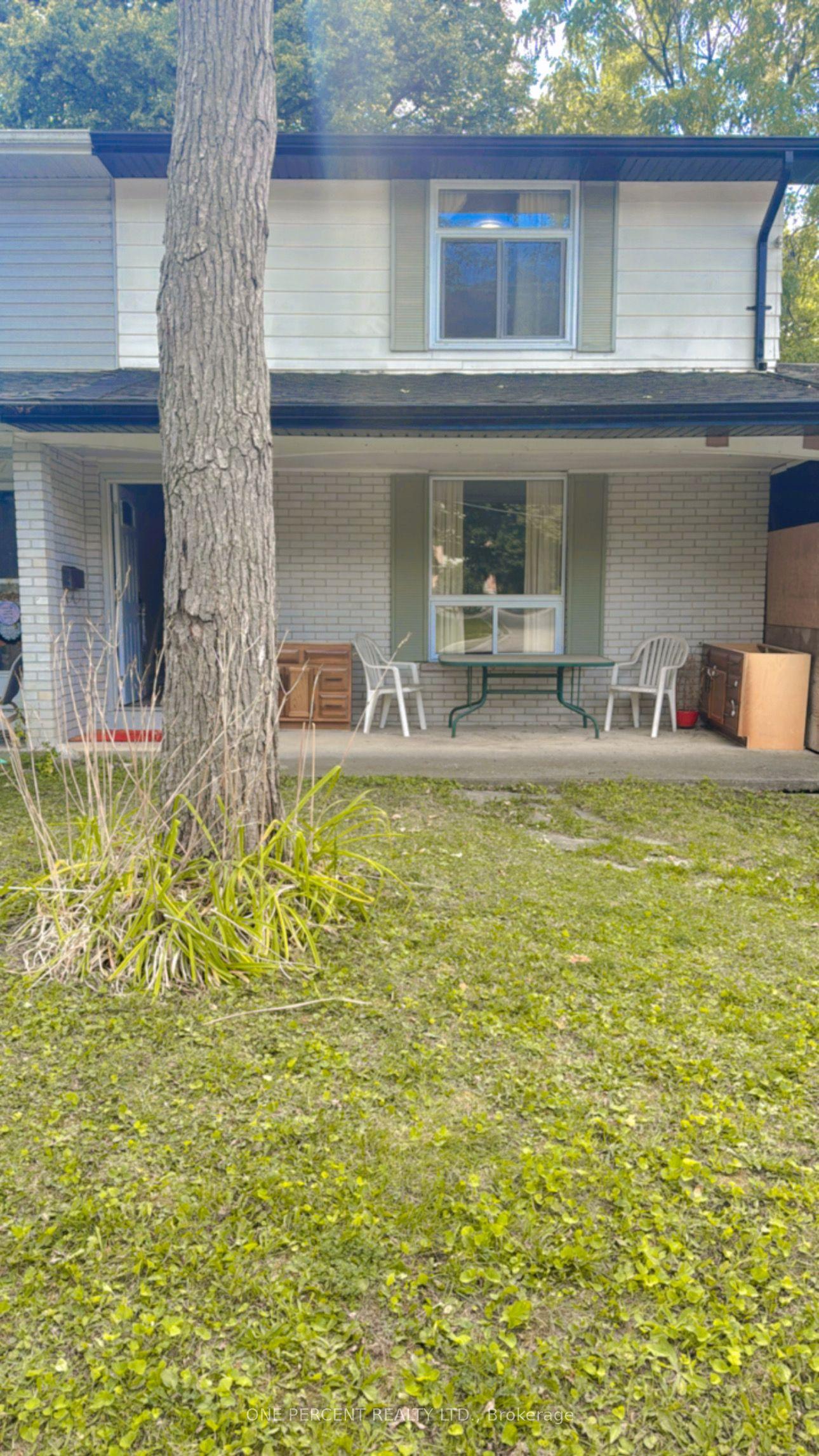 873 William Street — photo 1