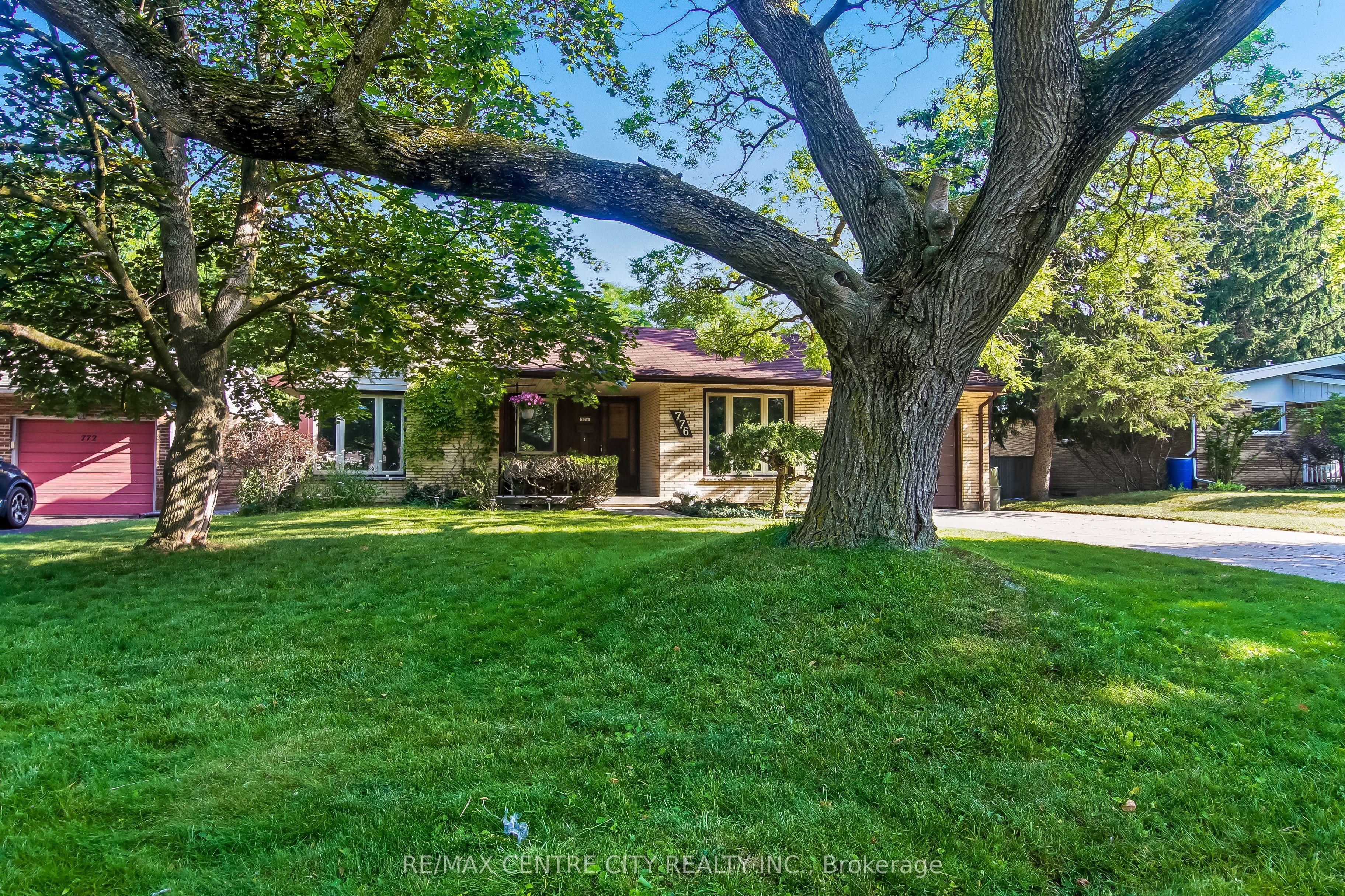 776 Headley Drive — photo 1
