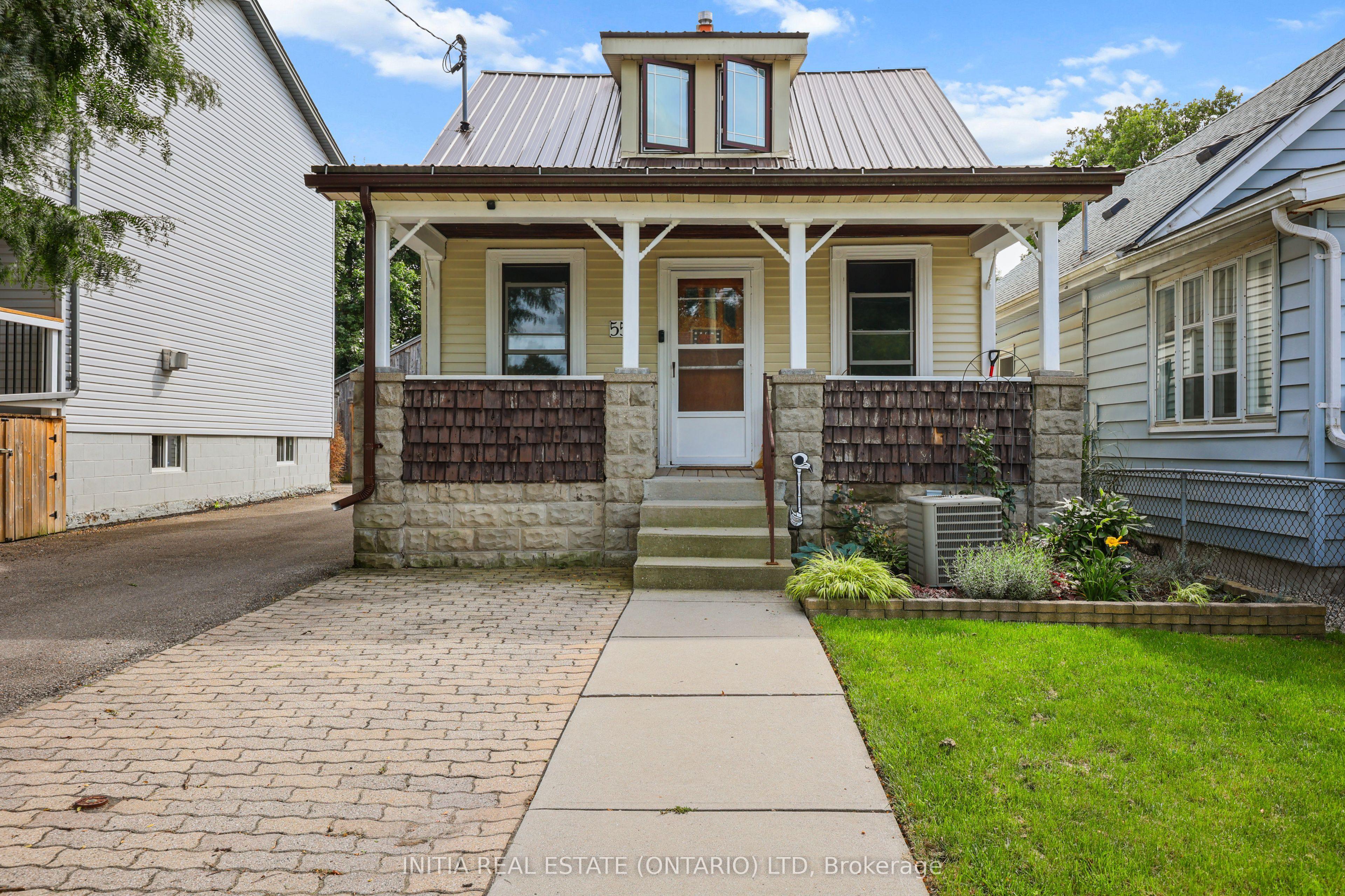55 Briscoe Street W — photo 1