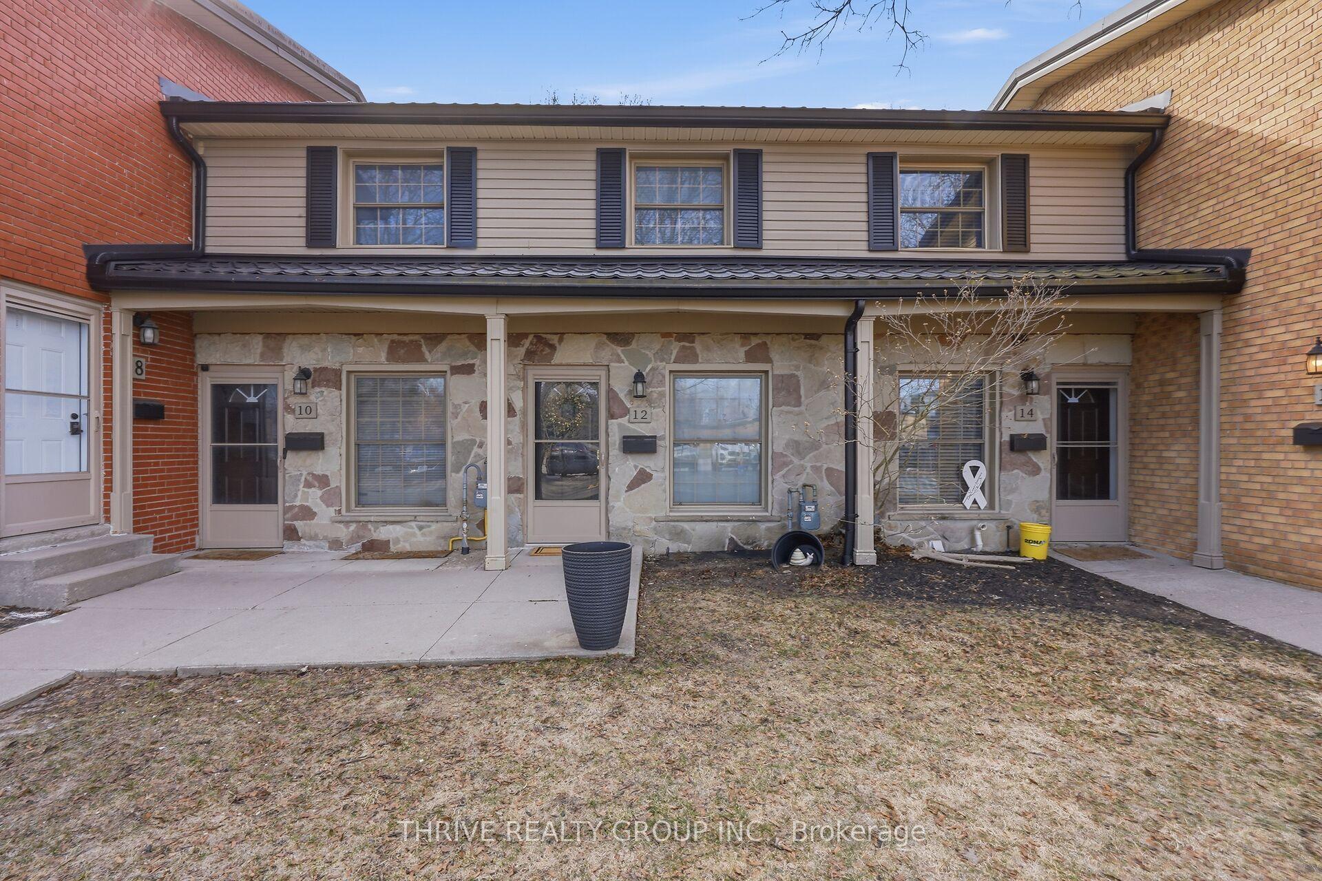 12 Guildwood Walk — photo 1