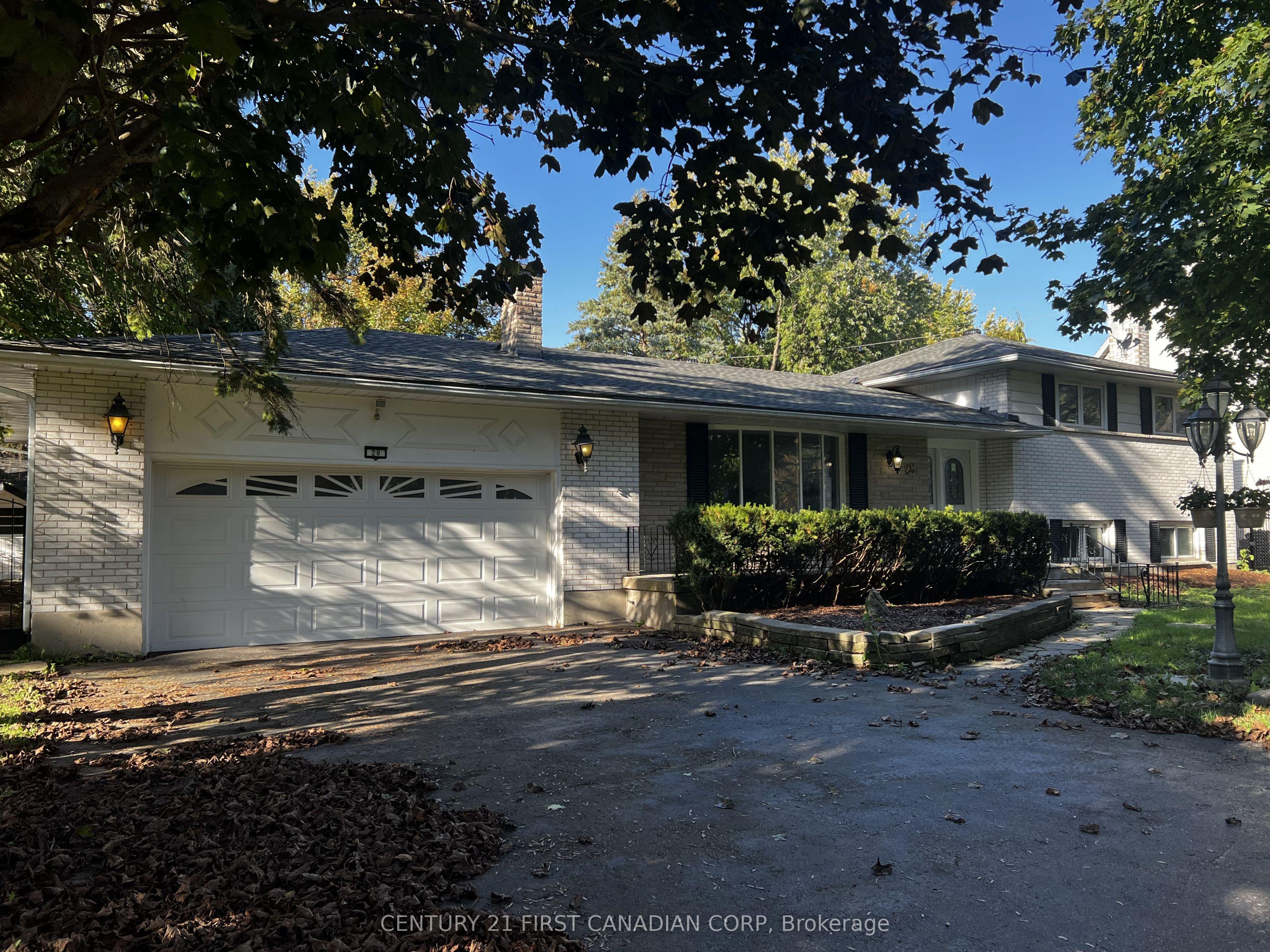 28 REDFORD Road — photo 1