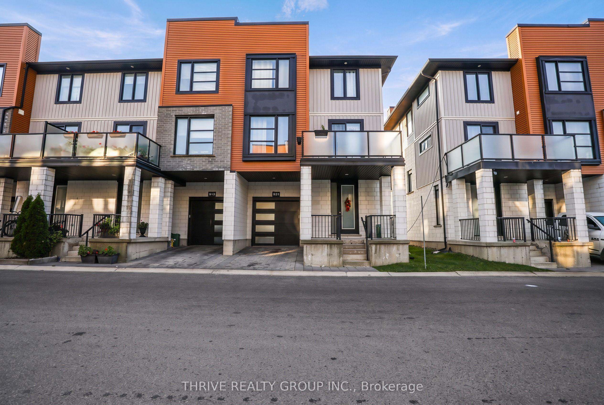 921 SARNIA Road — photo 1