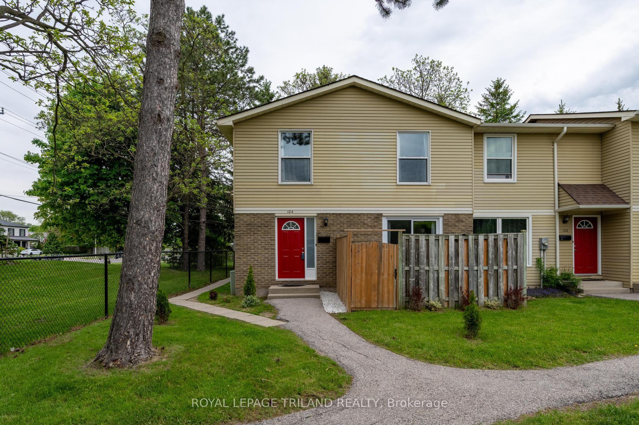 70 Fiddlers Green Road, Unit 104 — photo 1
