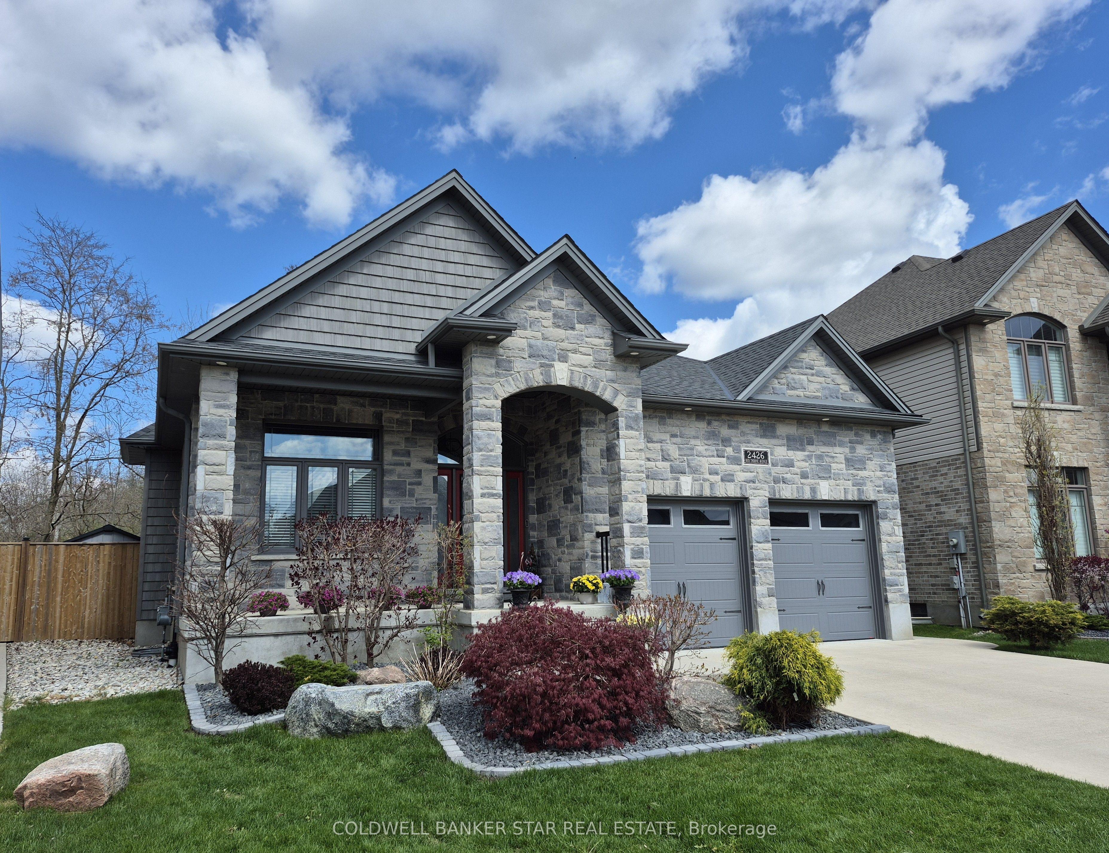 2426 Red Thorne Avenue — photo 1