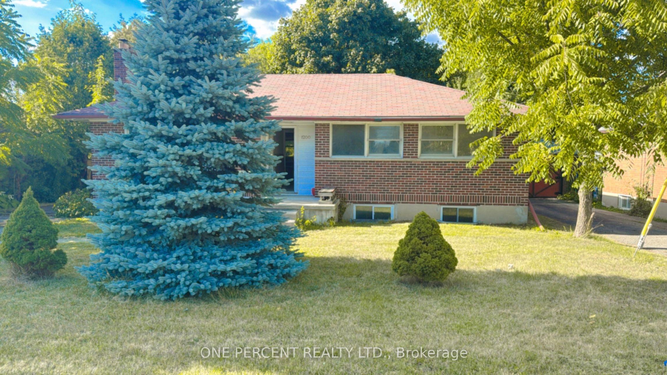 1200 Huron Street — photo 1