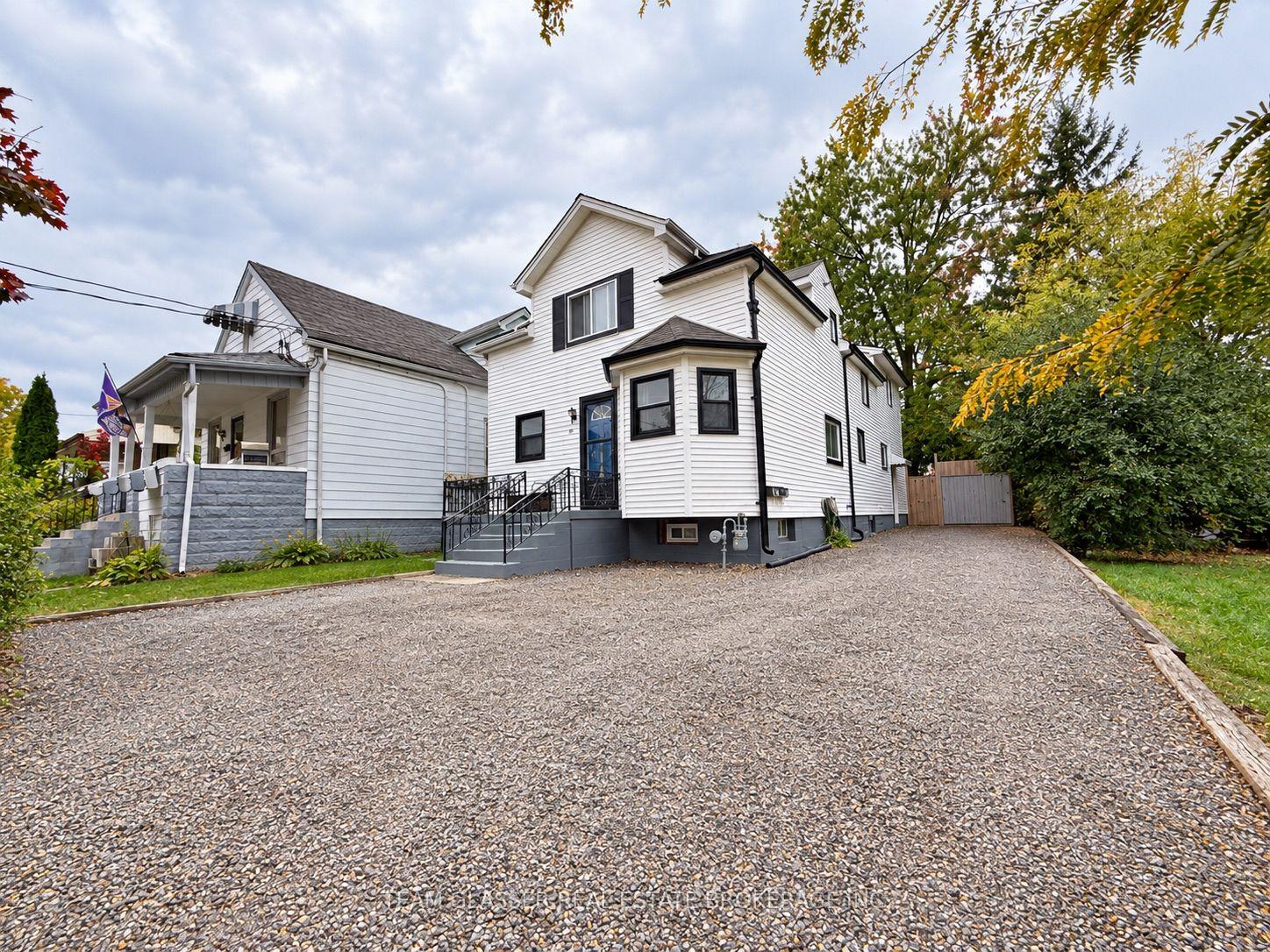 49 Paddington Avenue — photo 1