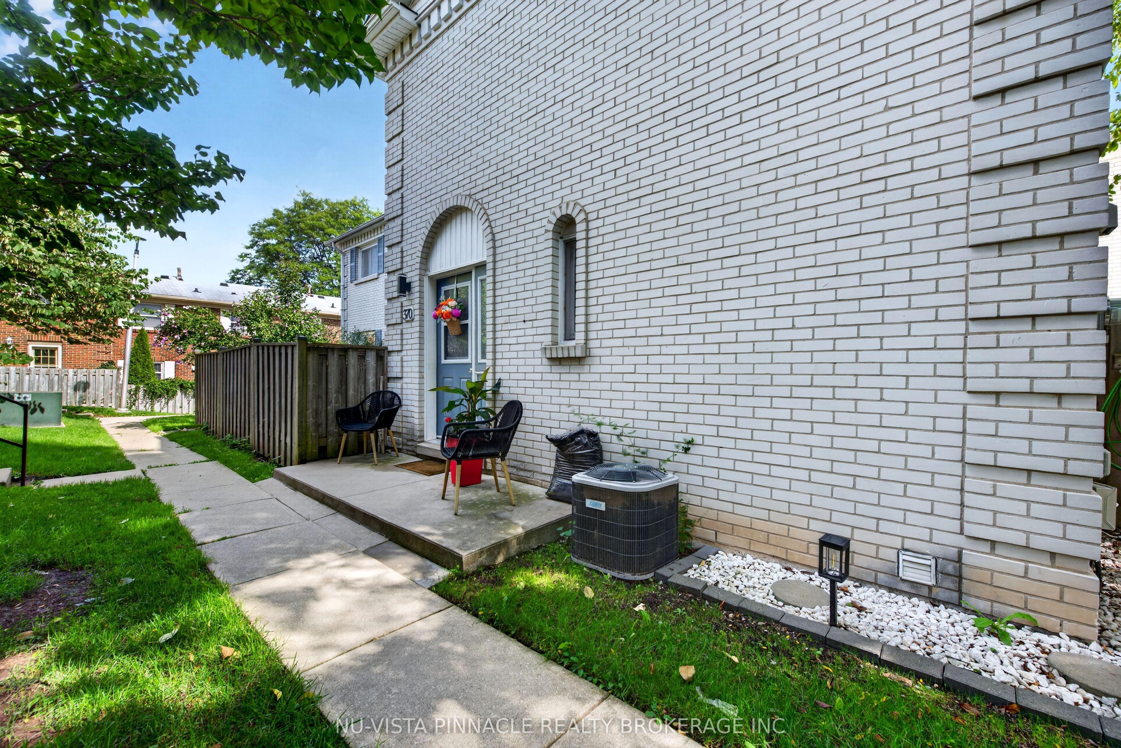370 Homestead Court, Unit 13 — photo 1