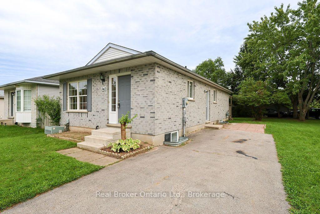 342 Fleming Drive — photo 1