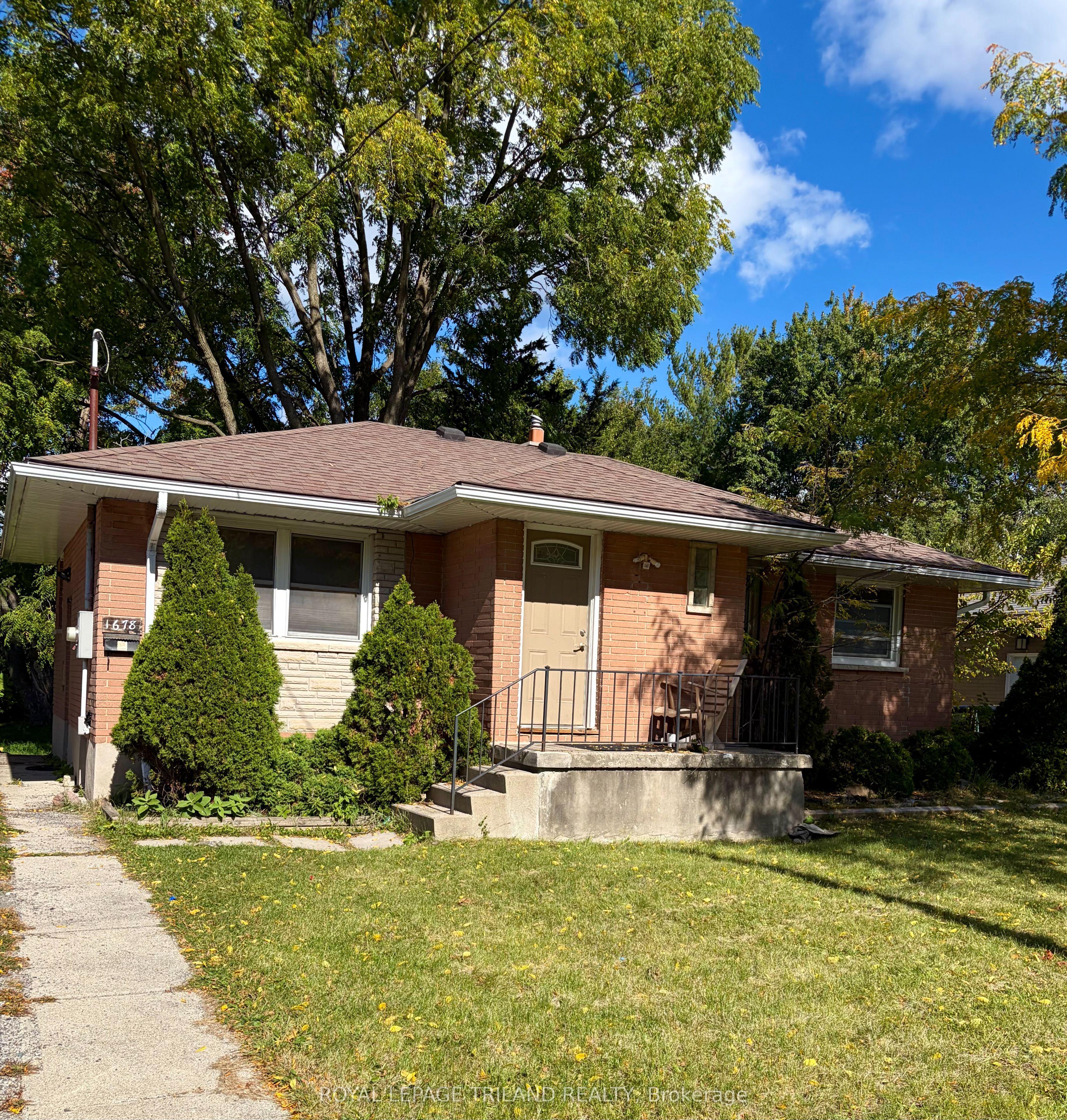 1678 Dale Street — photo 1