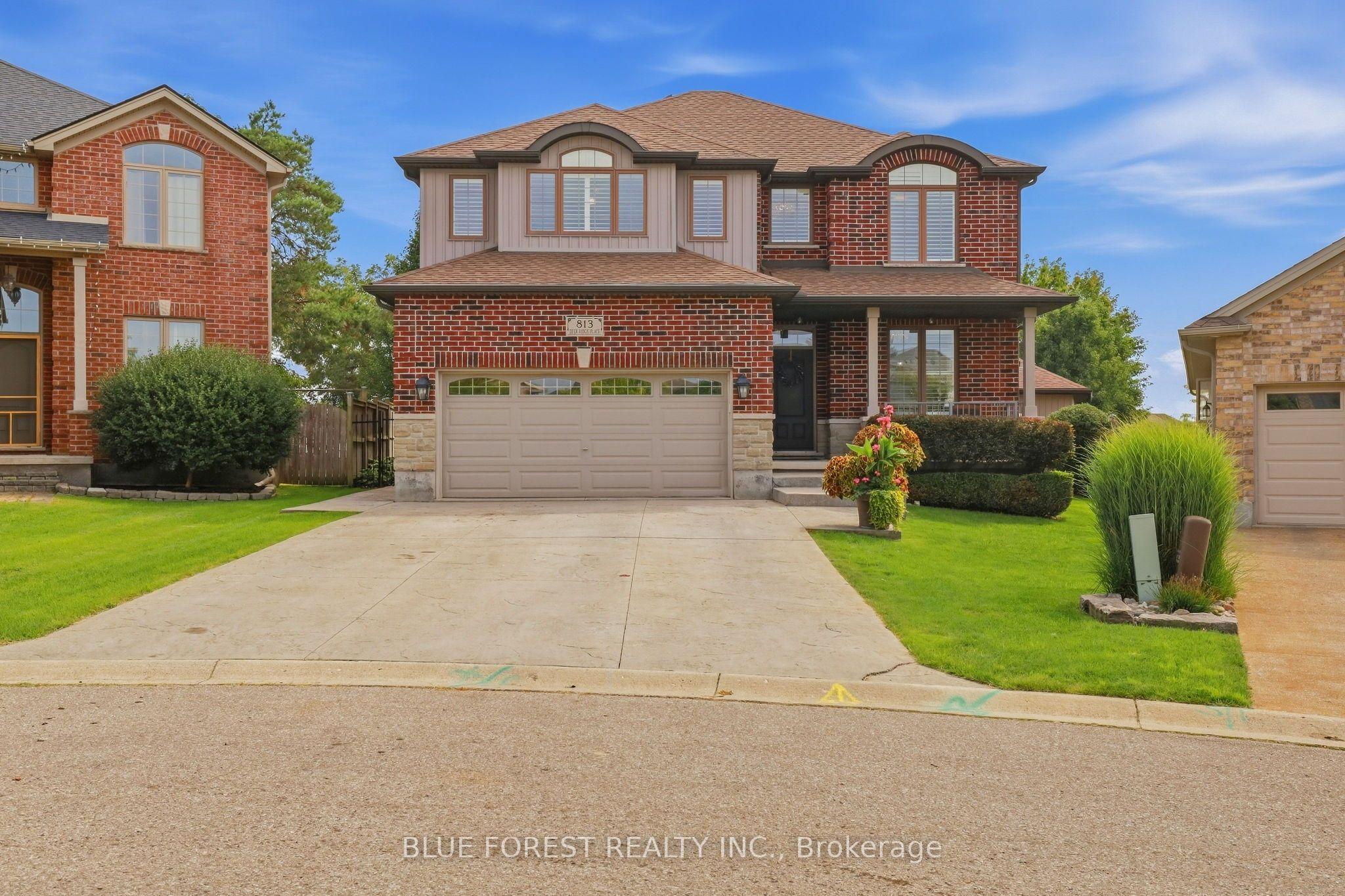 813 DEER RIDGE Place — photo 1