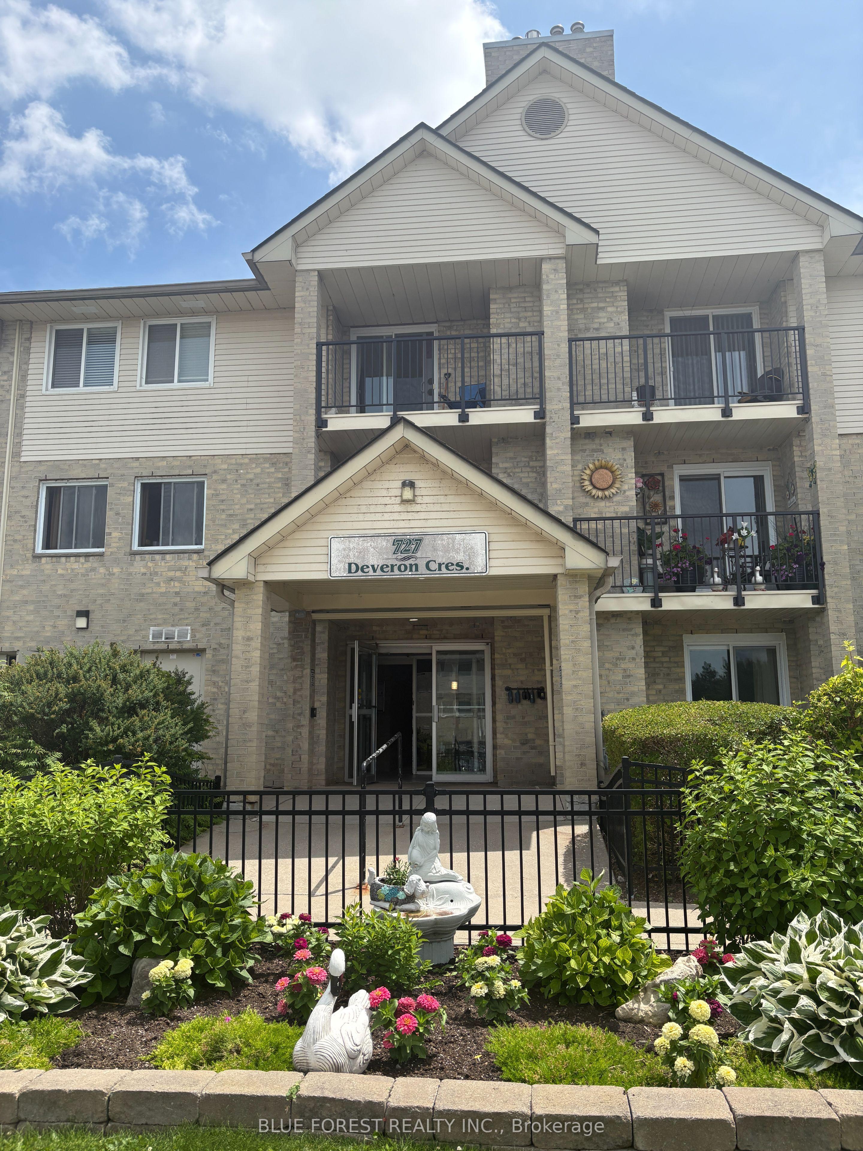 727 Deveron Crescent, Unit 210 — photo 1