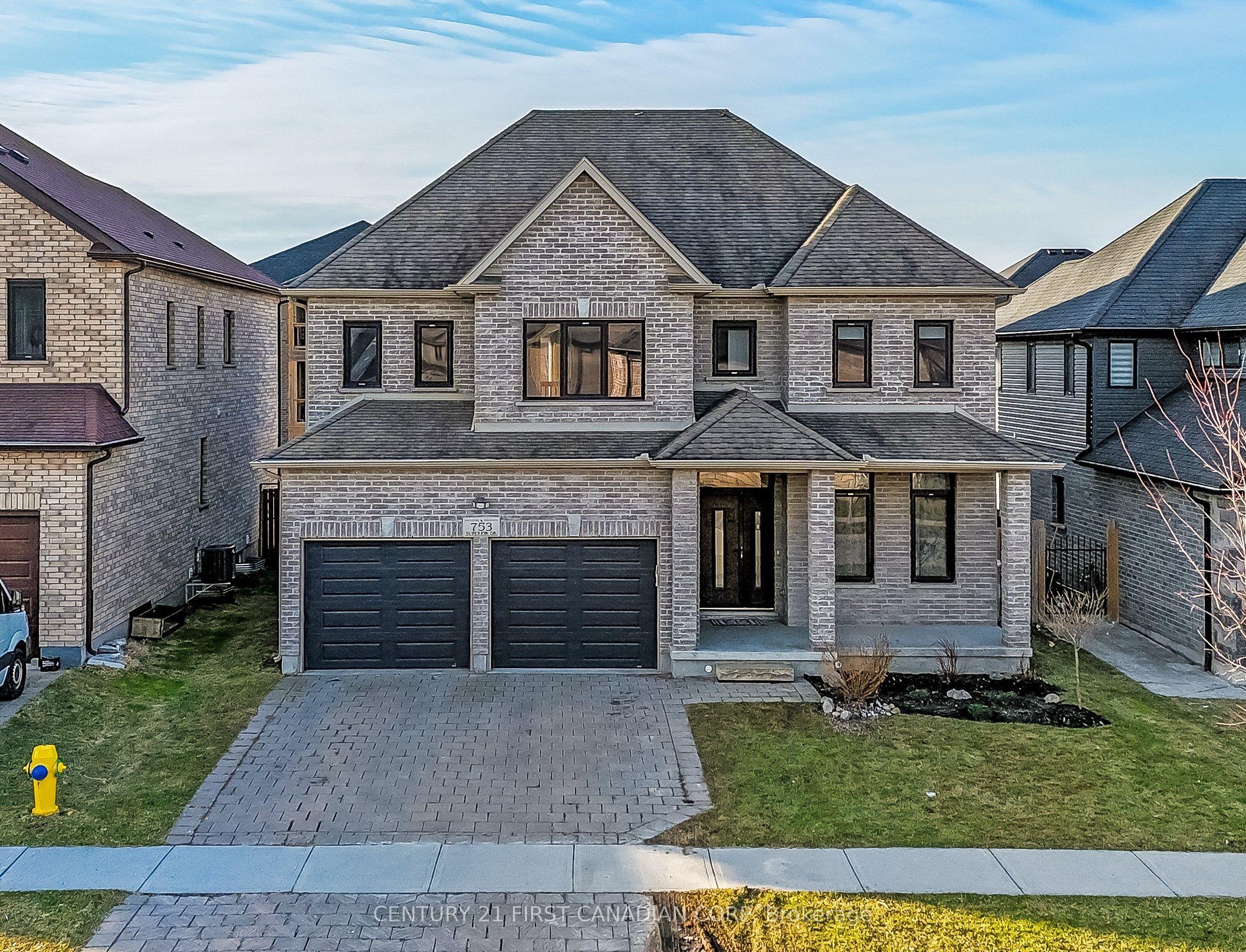 753 Superior Drive — photo 1