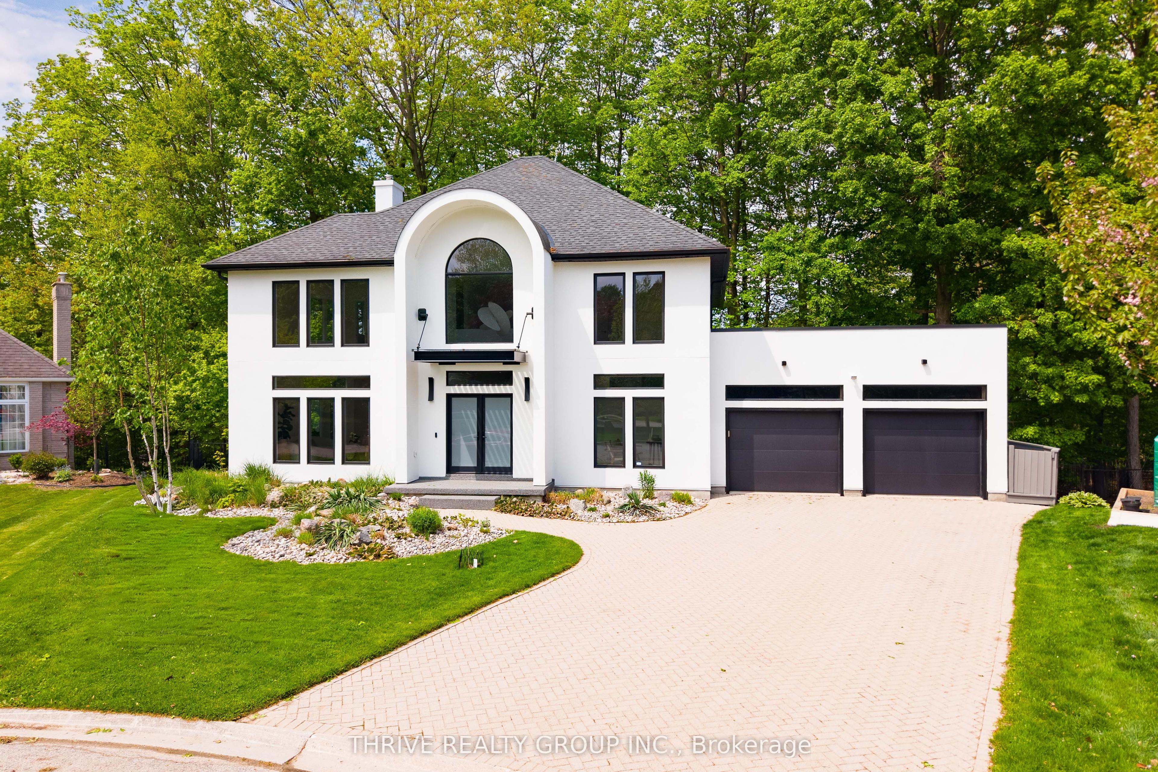 52 Birchmount Walk — photo 1